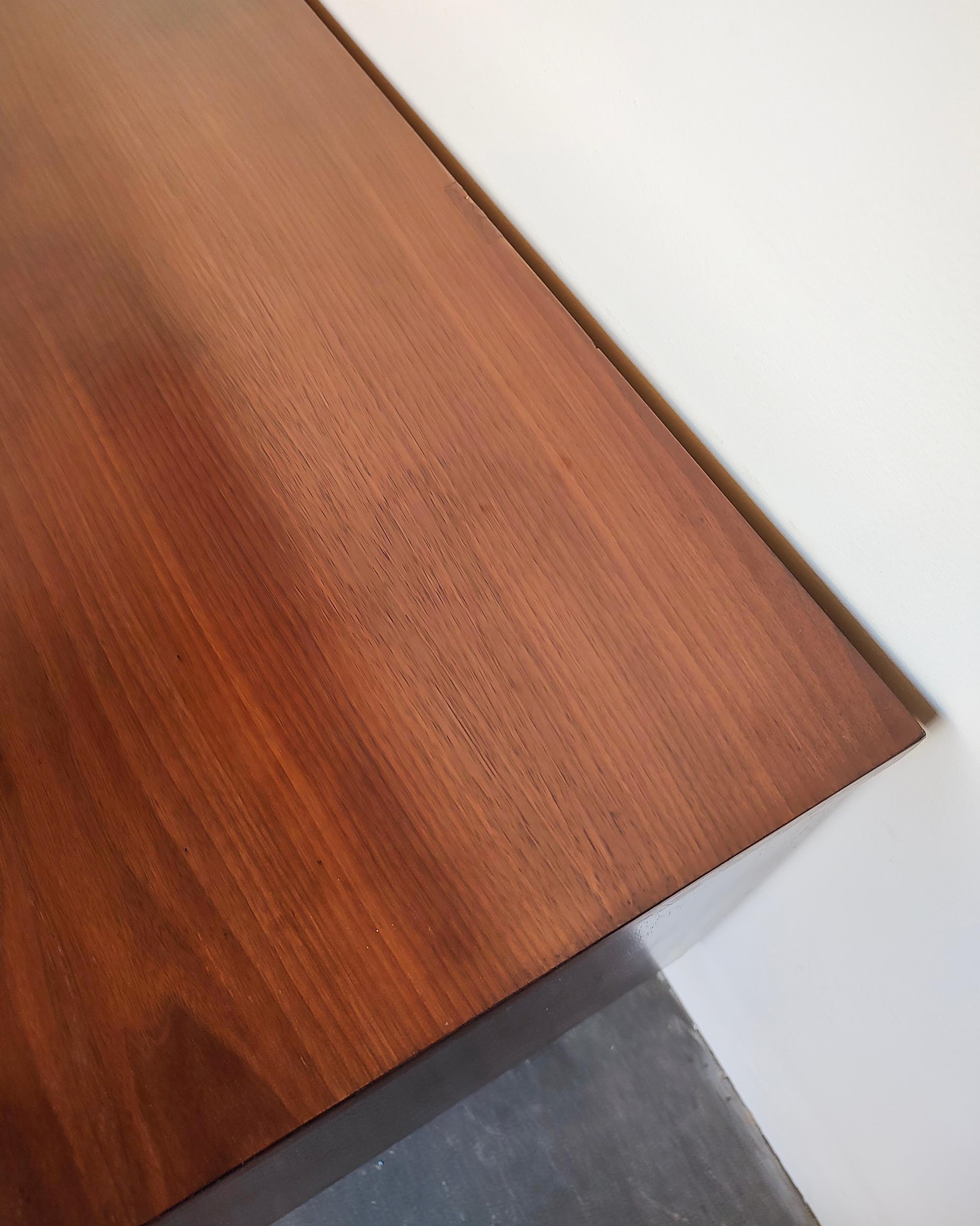 20th Century 1960s Mid-Century Modern Walnut Sideboard Credenza Cabinet by Bassett For Sale