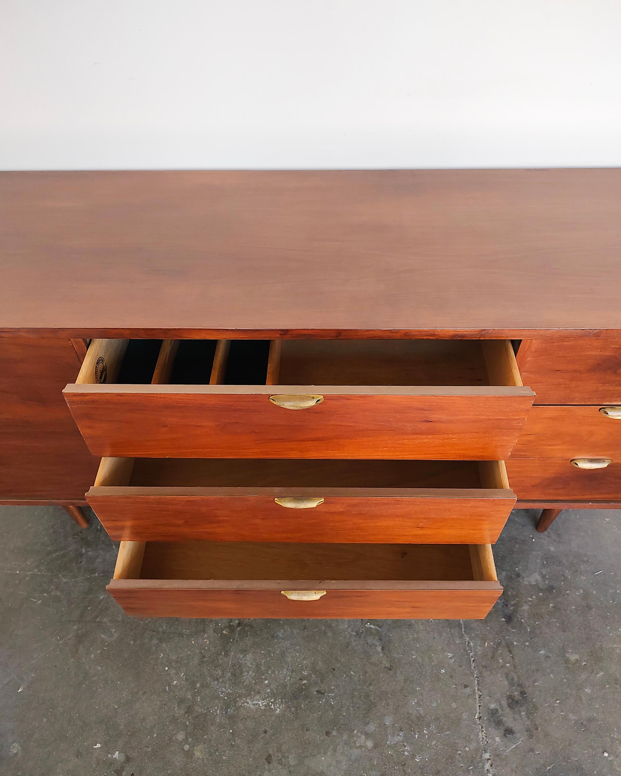 1960s Mid-Century Modern Walnut Sideboard Credenza Cabinet by Bassett For Sale 1