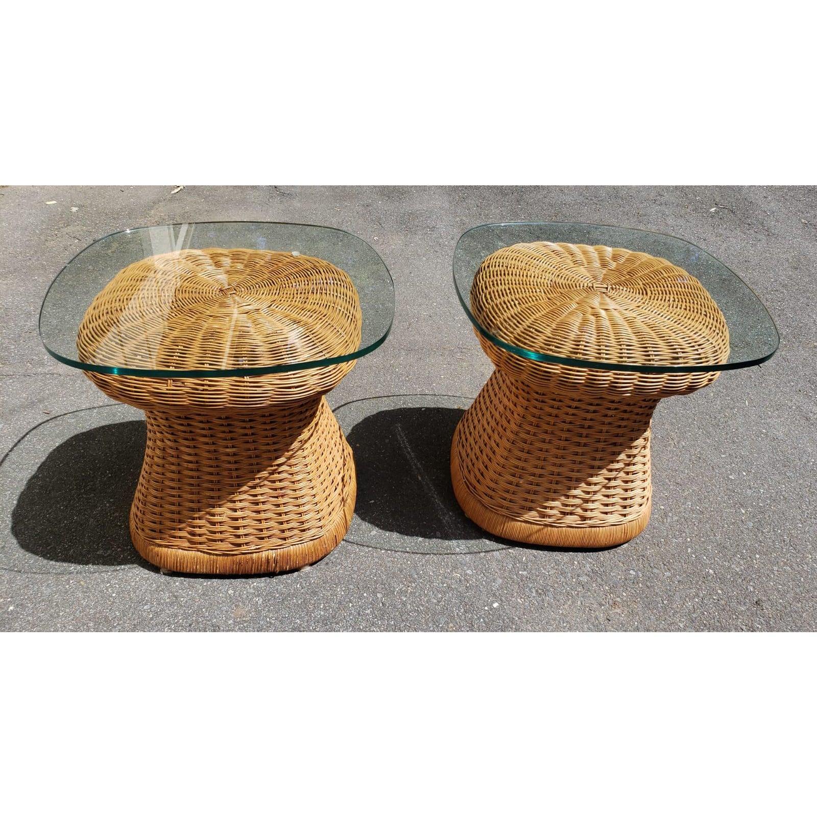 1960s Mid-Century Modern Wicker Side Tables With Tempered Glass Tops, a Pair For Sale 3