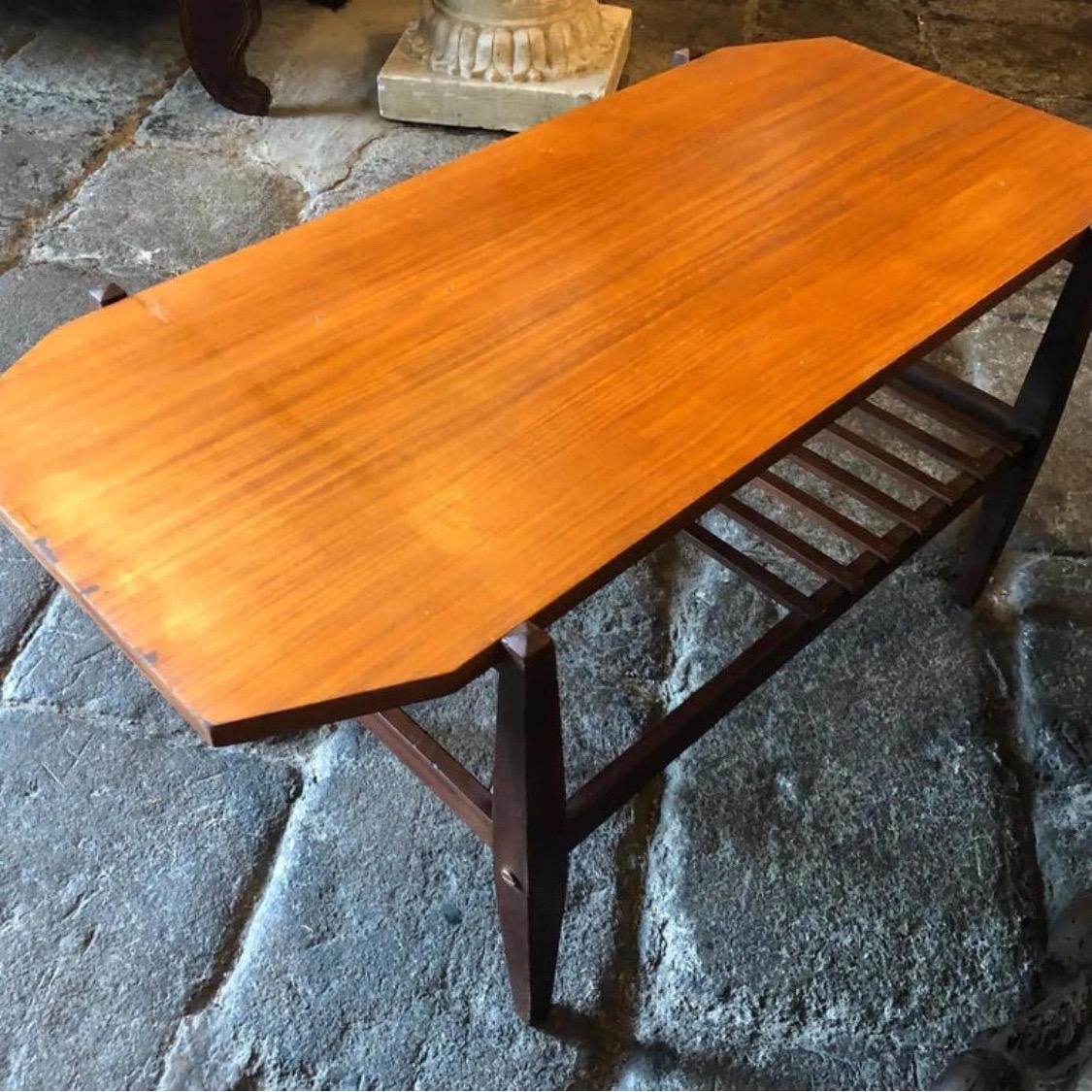 20th Century 1960s Mid-Century Modern Wood Octagonal Italian Side Table For Sale