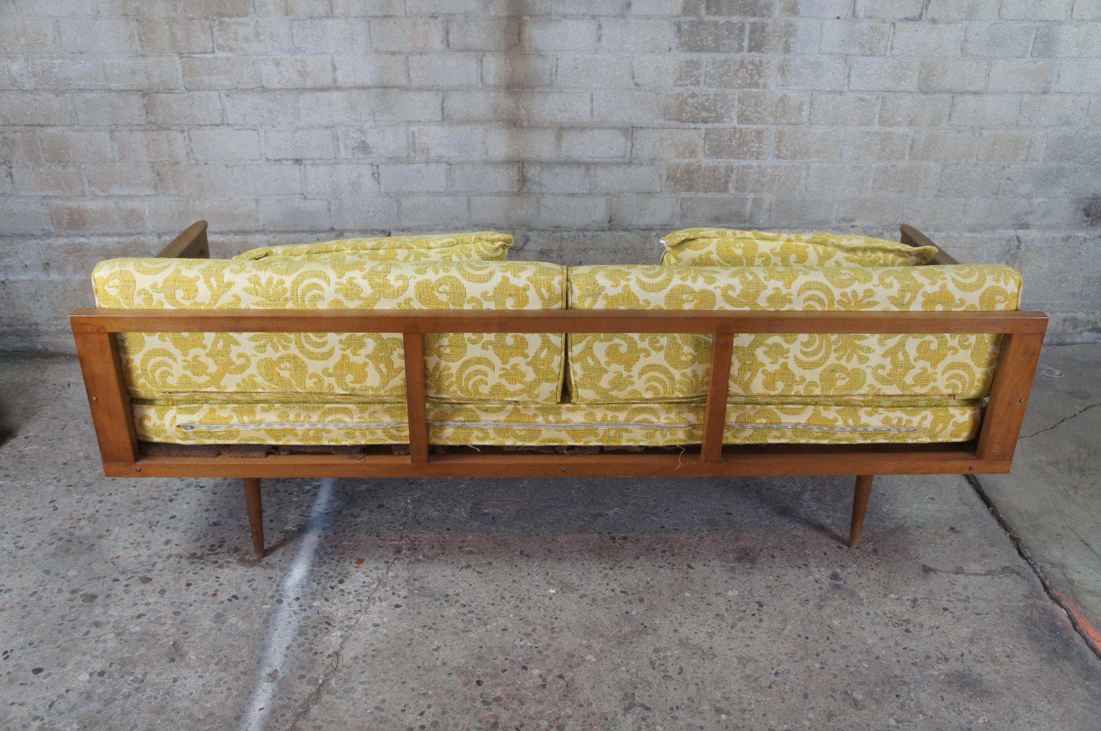1960s Mid-Century Modern Yugoslavian Walnut Lounge Sofa Daybed Couch MCM 1