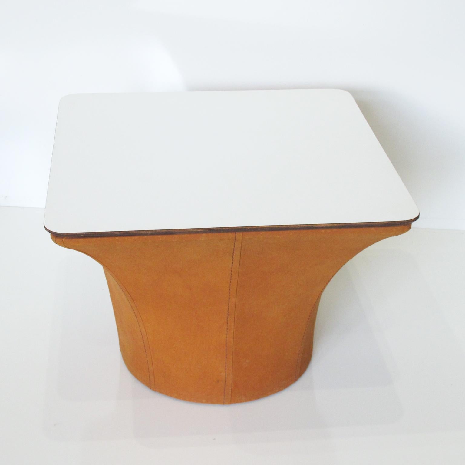 1960s Mid-Century Modernist Pair of Side or Coffee Table Mushroom Model 1