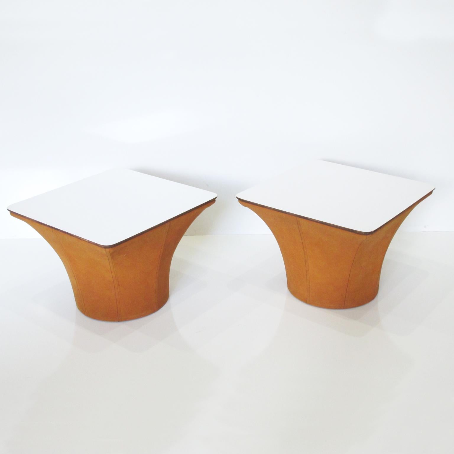 1960s Mid-Century Modernist Pair of Side or Coffee Table Mushroom Model 2