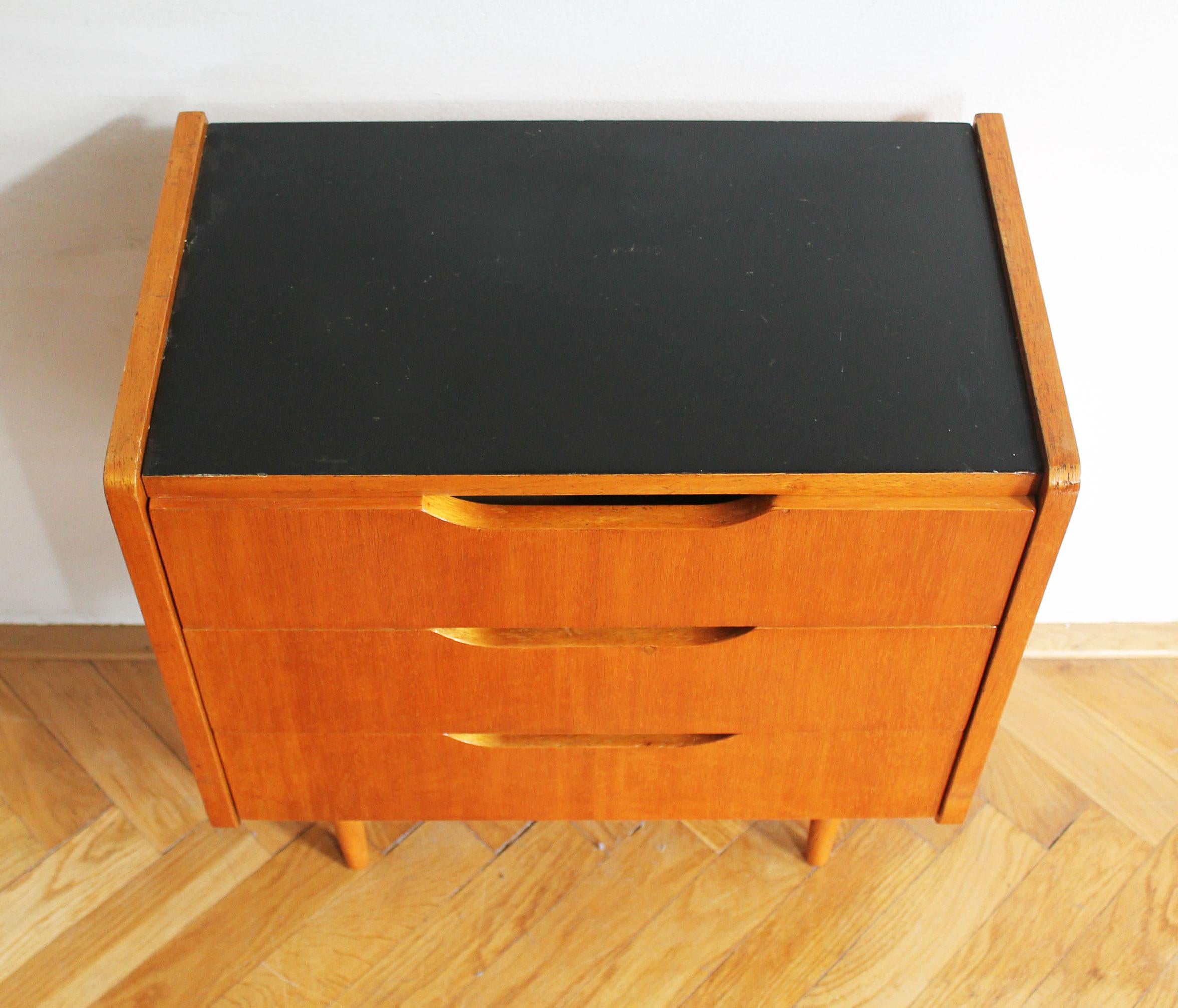 1960's Mid Century Nachttisch von Novy Domov im Angebot 5
