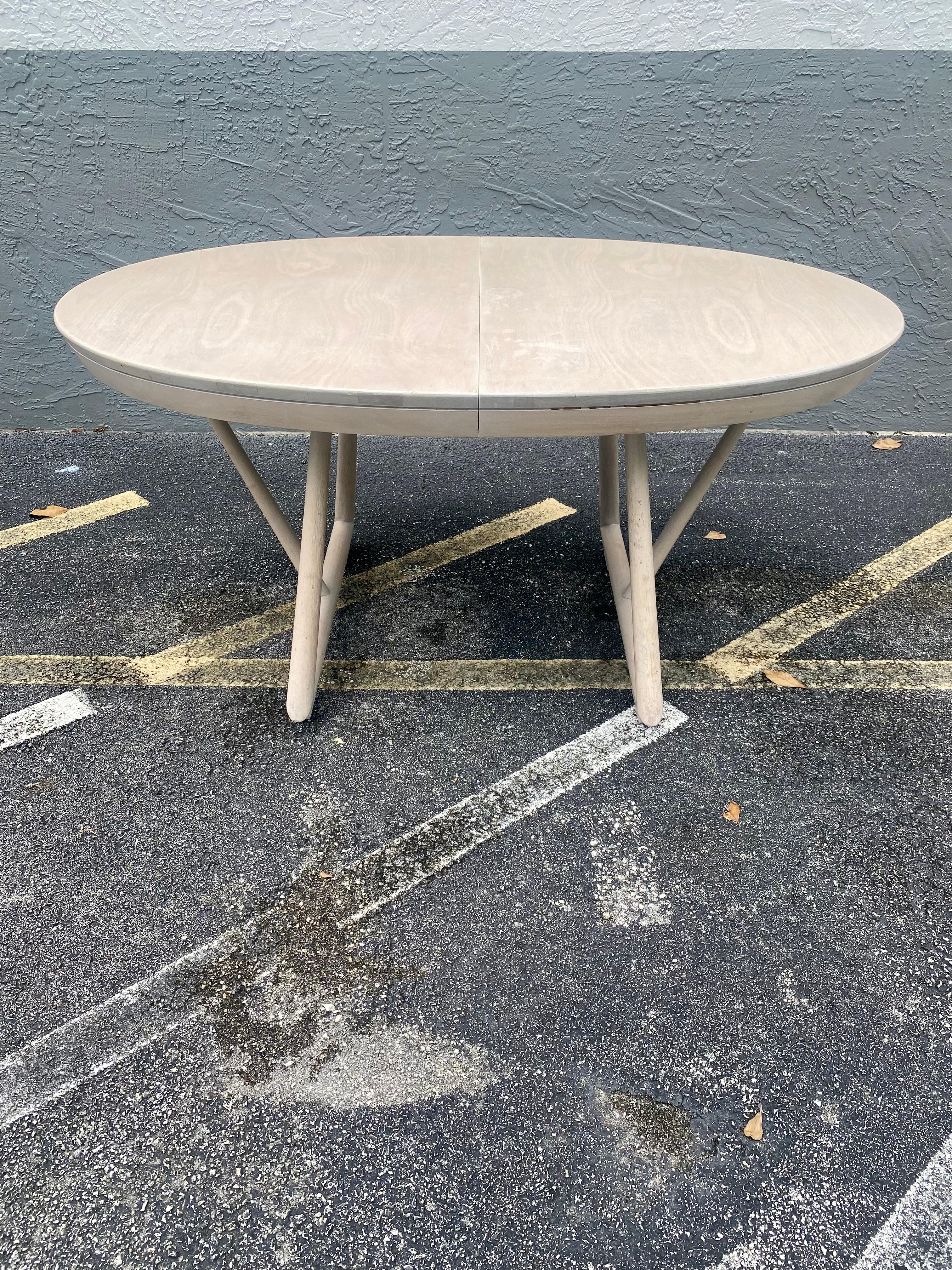 1960s Mid Century Sculptural Extendable Oval Dining Set For Sale 2