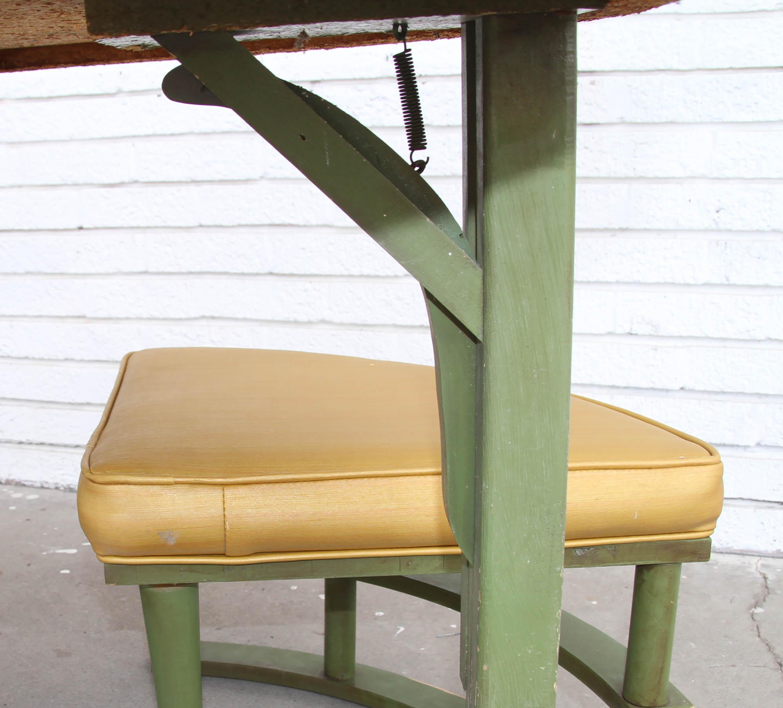 1960s Mid-Century Rattan Adjustable Coffee/Dining Table with Chairs 9
