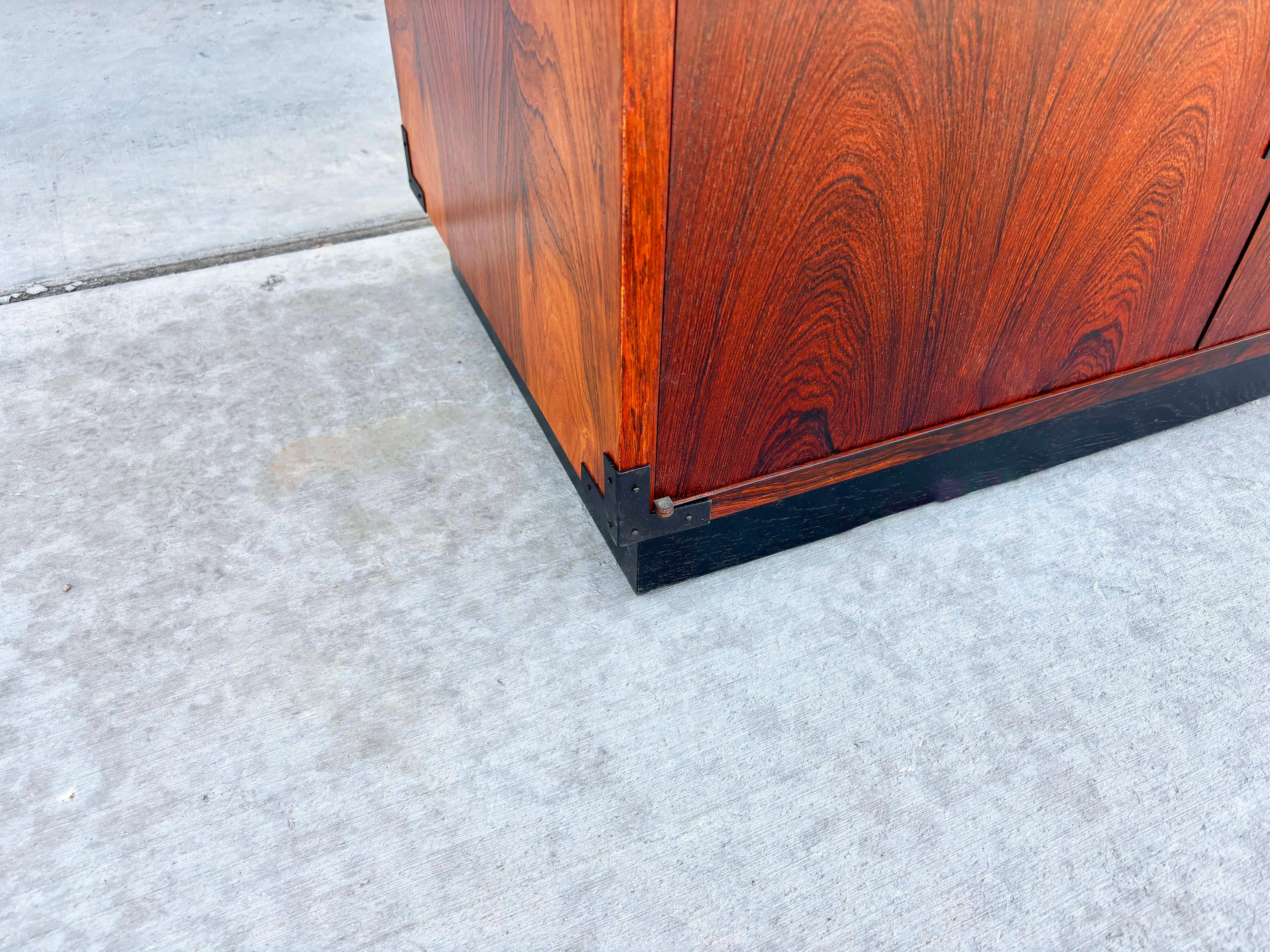 1960s Mid Century Rosewood Two-Door Cabinet In Good Condition For Sale In North Hollywood, CA