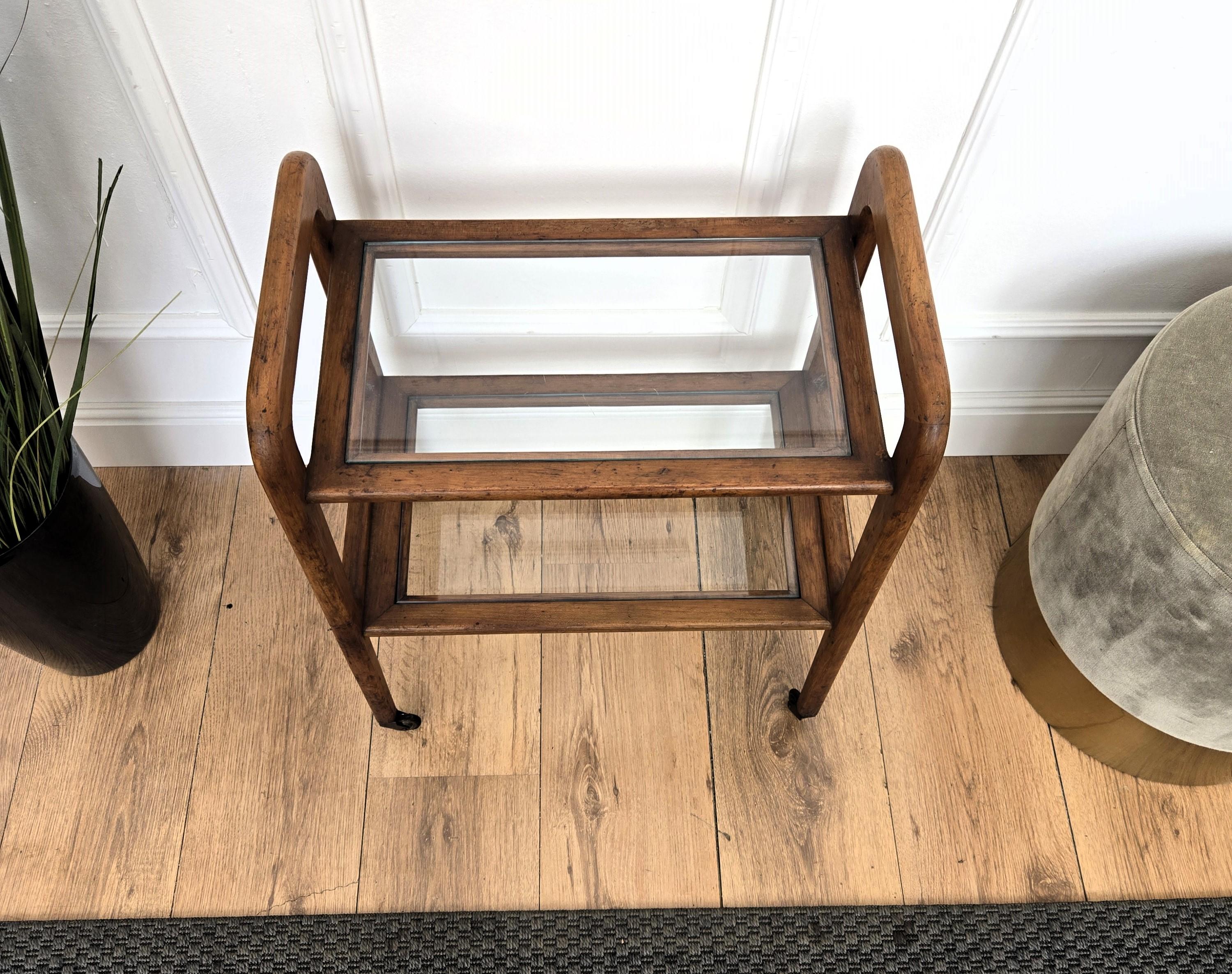 1960s Mid-Century Small Italian Wood and Brass Dry Bar Cabinet Liquor Cart For Sale 3