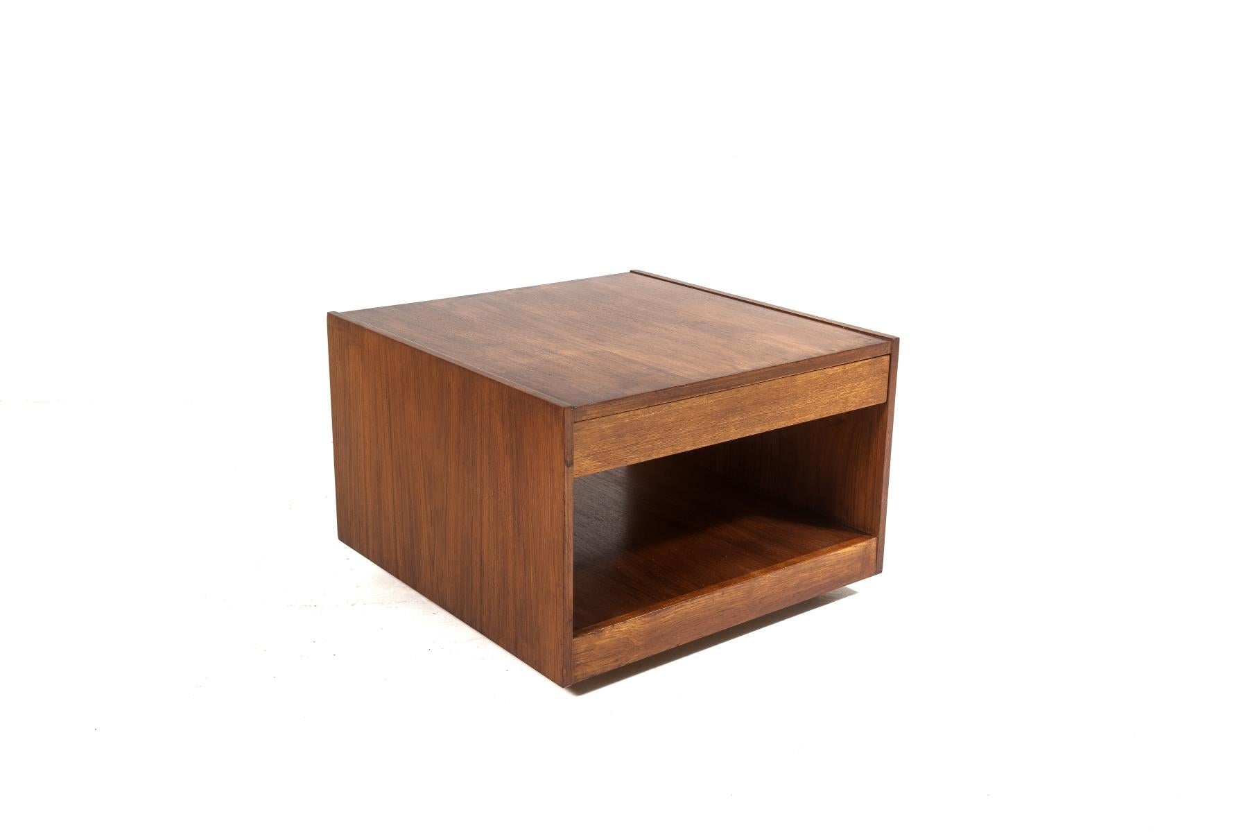 1960s Mid Century Square Cube Teak Coffee Table with Double Sided Drawer For Sale 5