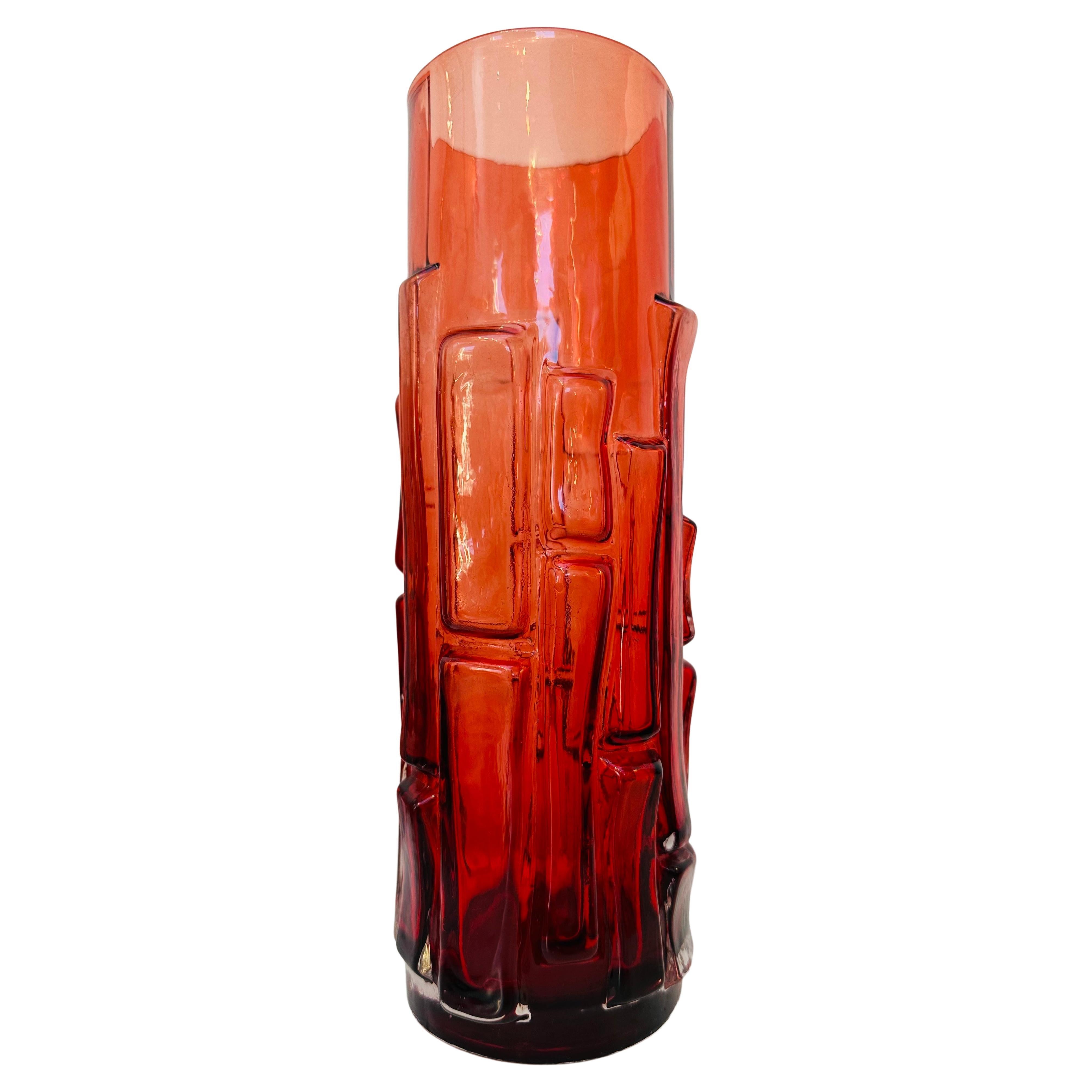 1960s Mid Century Swedish 'Bark' Bo Borgstrom for Aseda Glasbruk Ruby Red  Vase at 1stDibs | bo borgström glas, åseda glasbruk