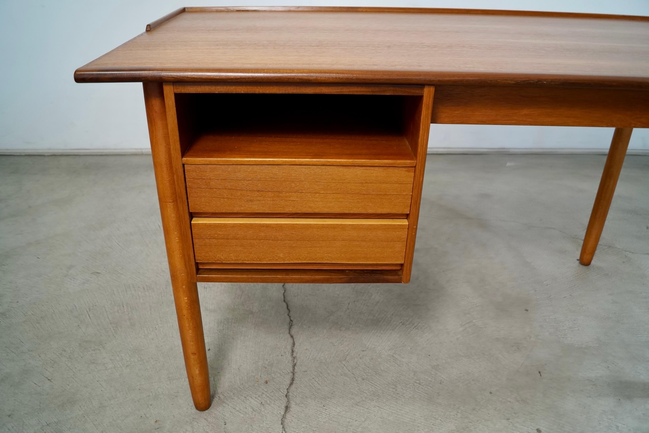 1960's Mid-Century Swedish Modern Lammhults Teak Desk 12