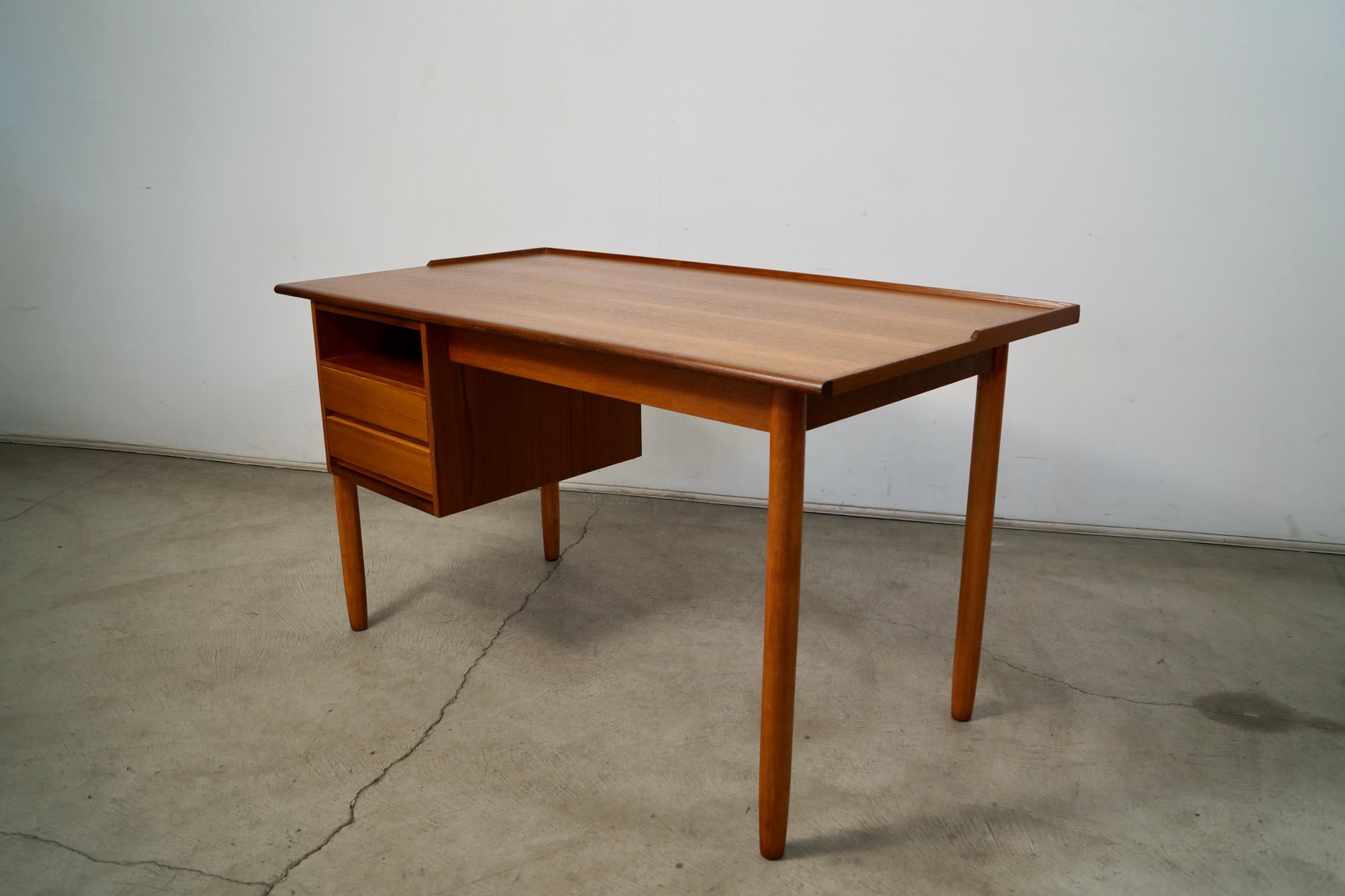1960's Mid-Century Swedish Modern Lammhults Teak Desk 2