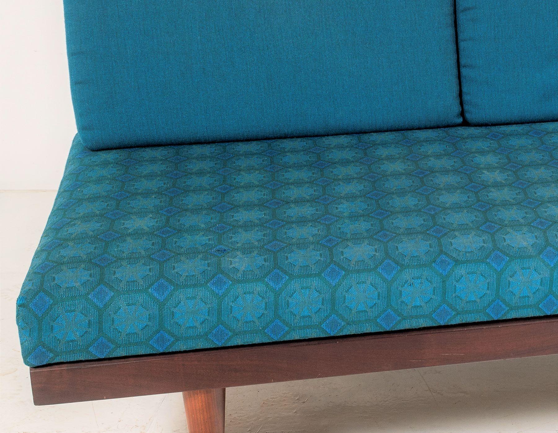1960s Mid Century Teak Daybed Sofa by Ingmar Relling in its Original Fabric 3