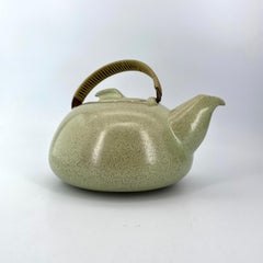 1960s Mid-Century Teapot Edith Heath, Heath Ceramics California Cabinmodern McM