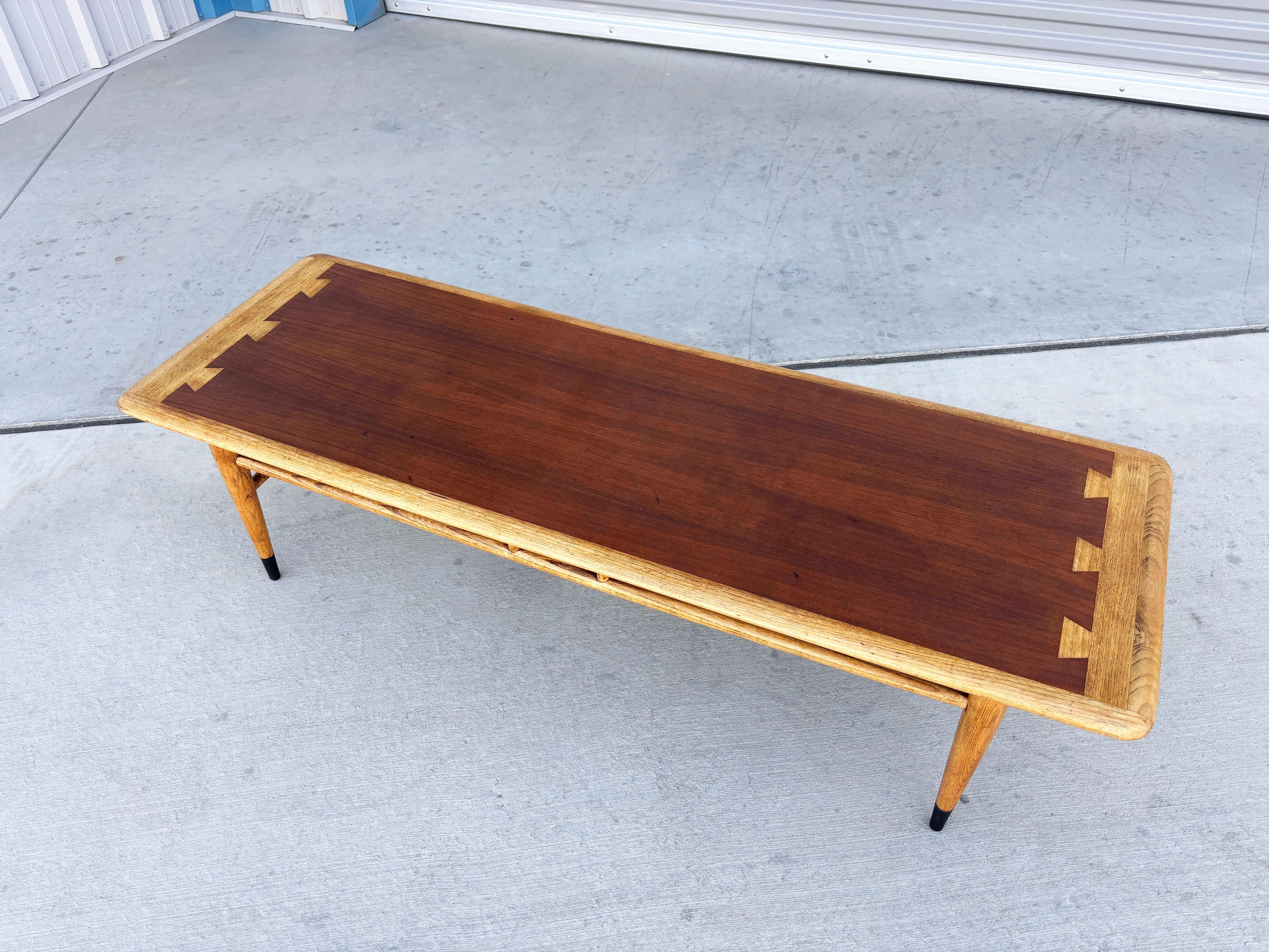 1960s Mid Century Walnut and Oak Coffee Table by Lane In Good Condition For Sale In North Hollywood, CA