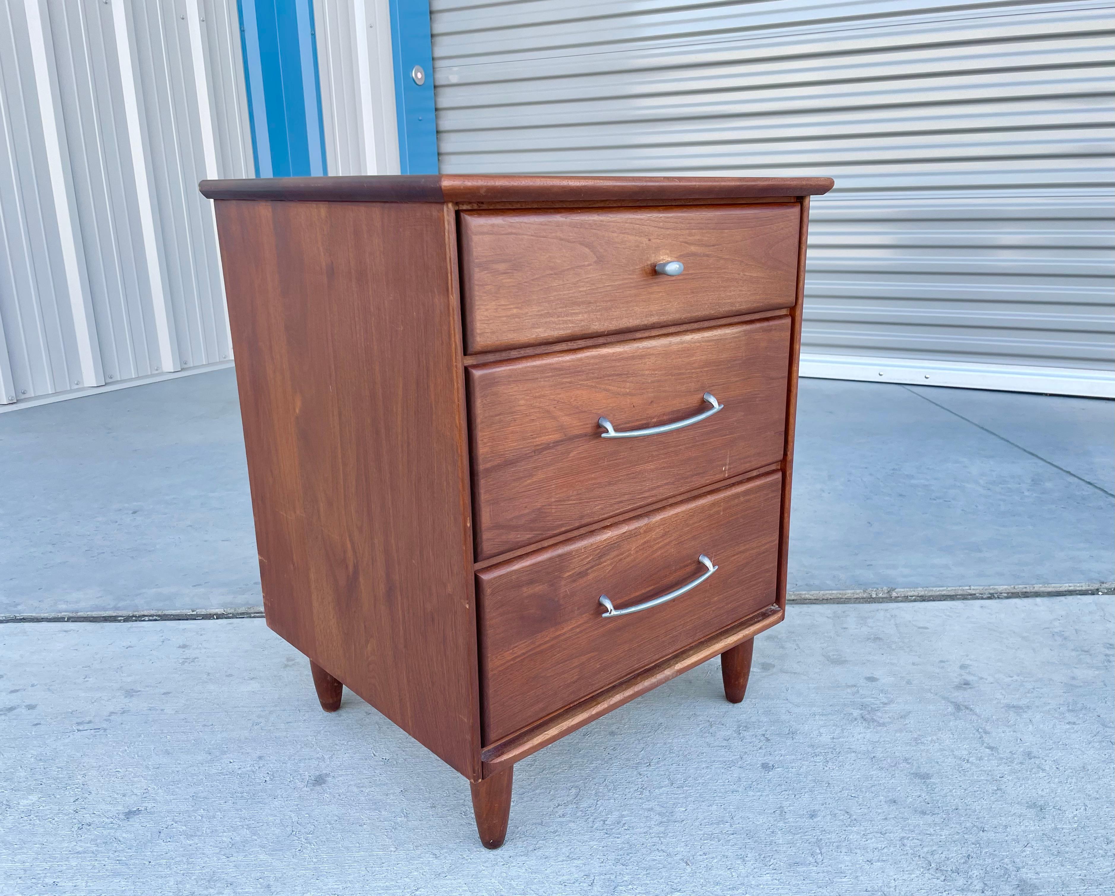 1960s Mid Century Walnut Nightstands by Ace- Hi - a Pair For Sale 9