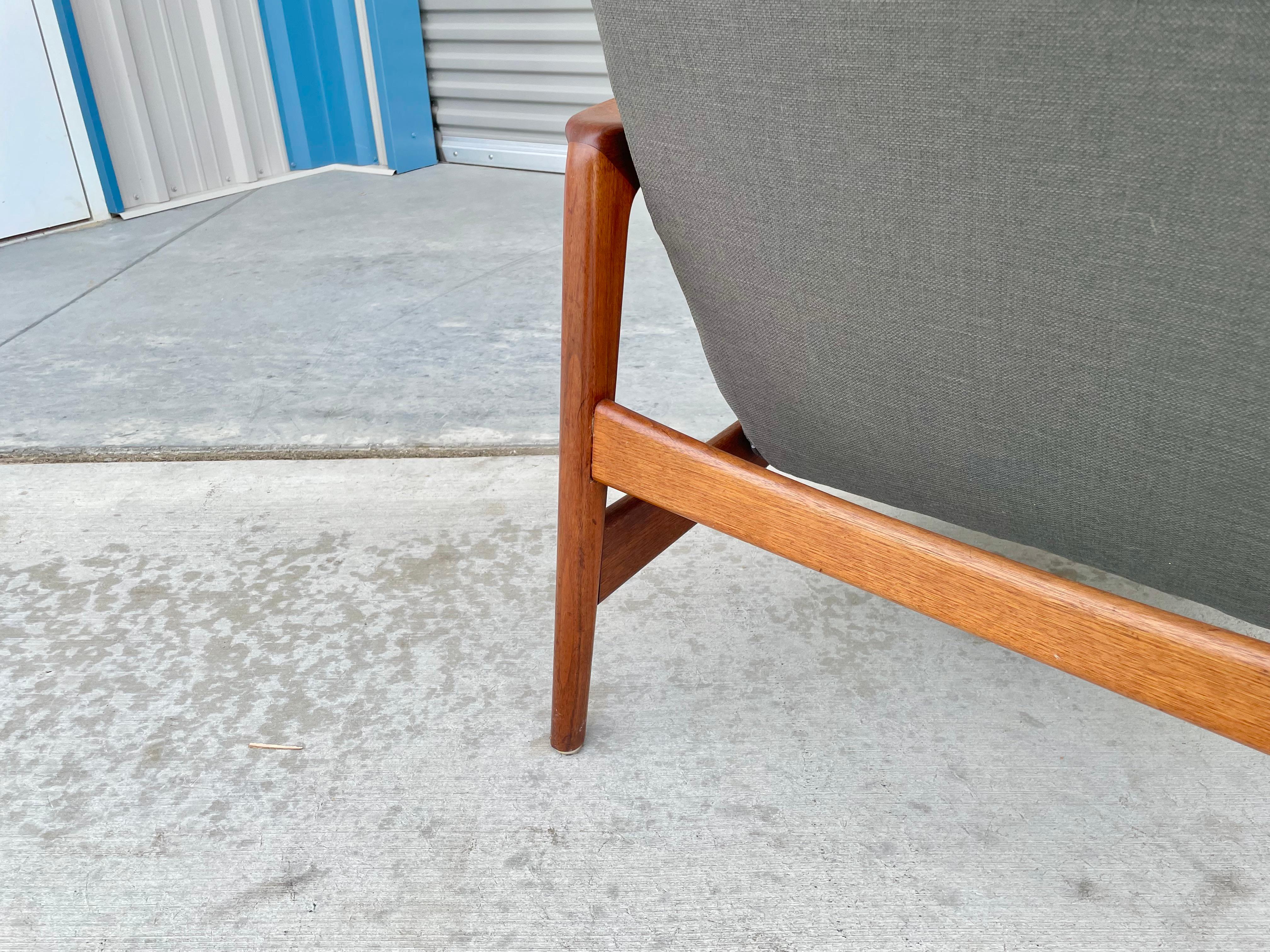1960s Mid Century Walnut Recliner by Folke Ohlsson for Dux For Sale 1