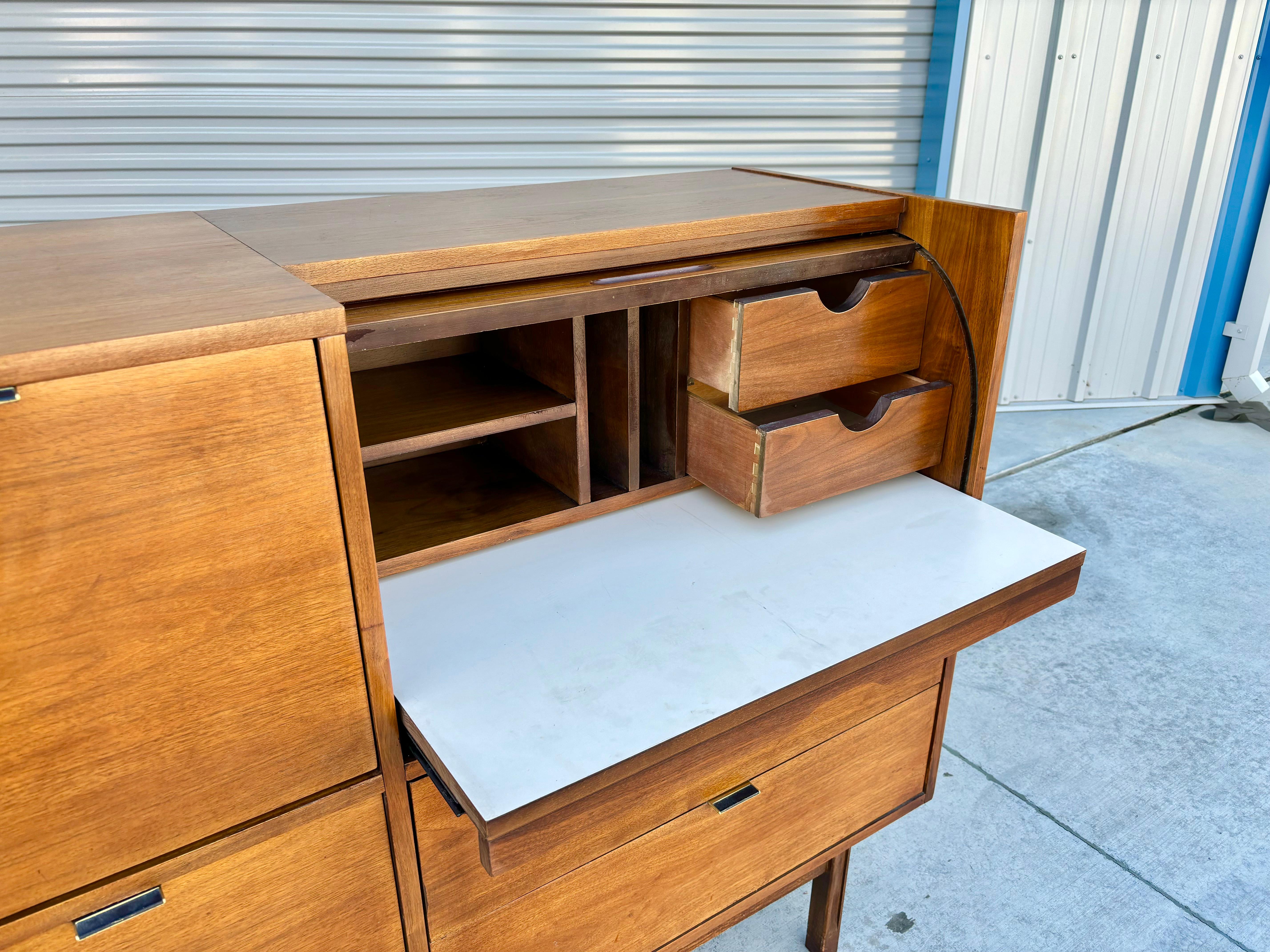 1960s Mid Century Walnut Roll-Top Secretary Desk by Hooker For Sale 3