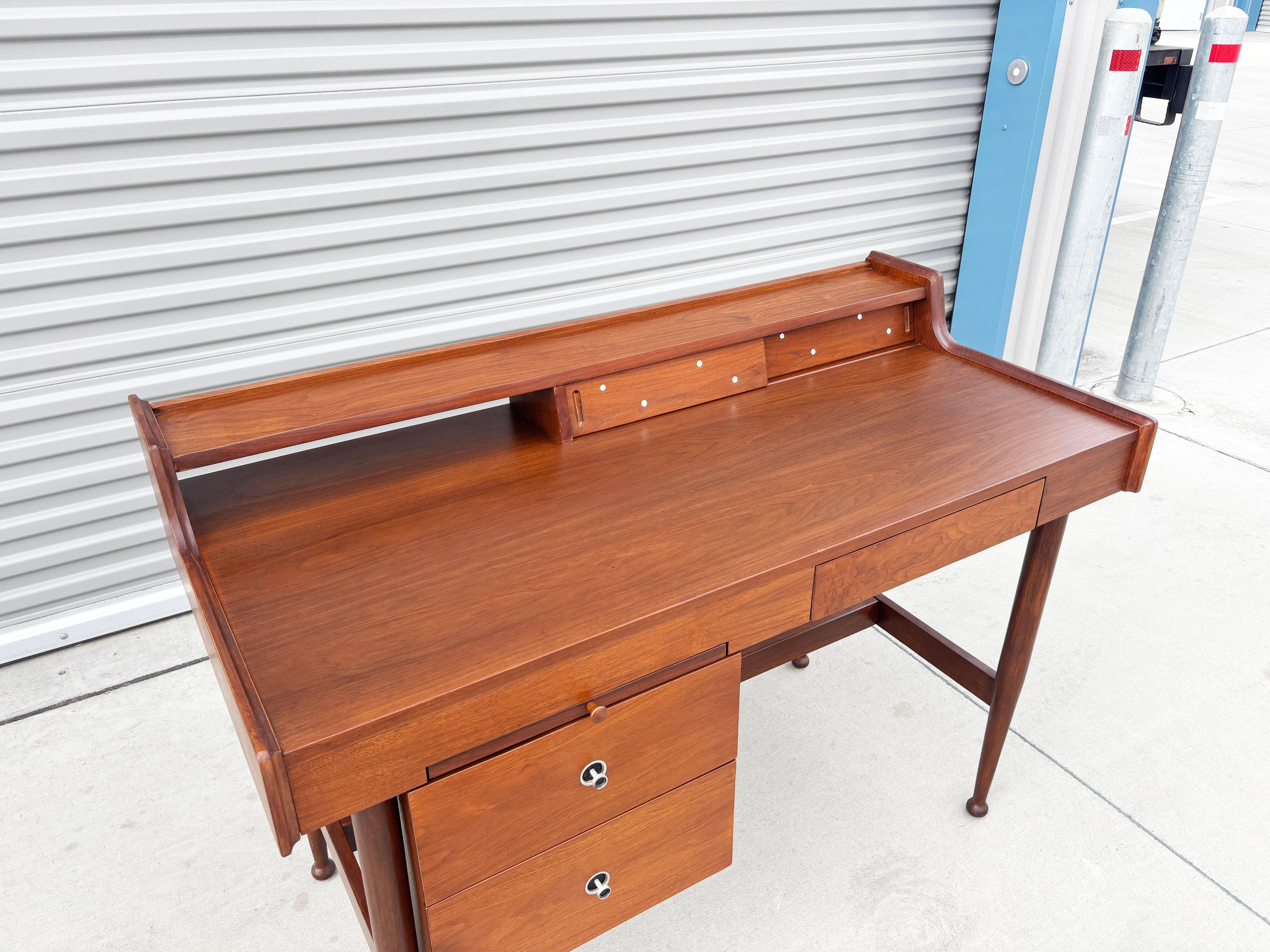 American 1960s Mid Century Walnut Writing Desk by Hooker (Refinished)