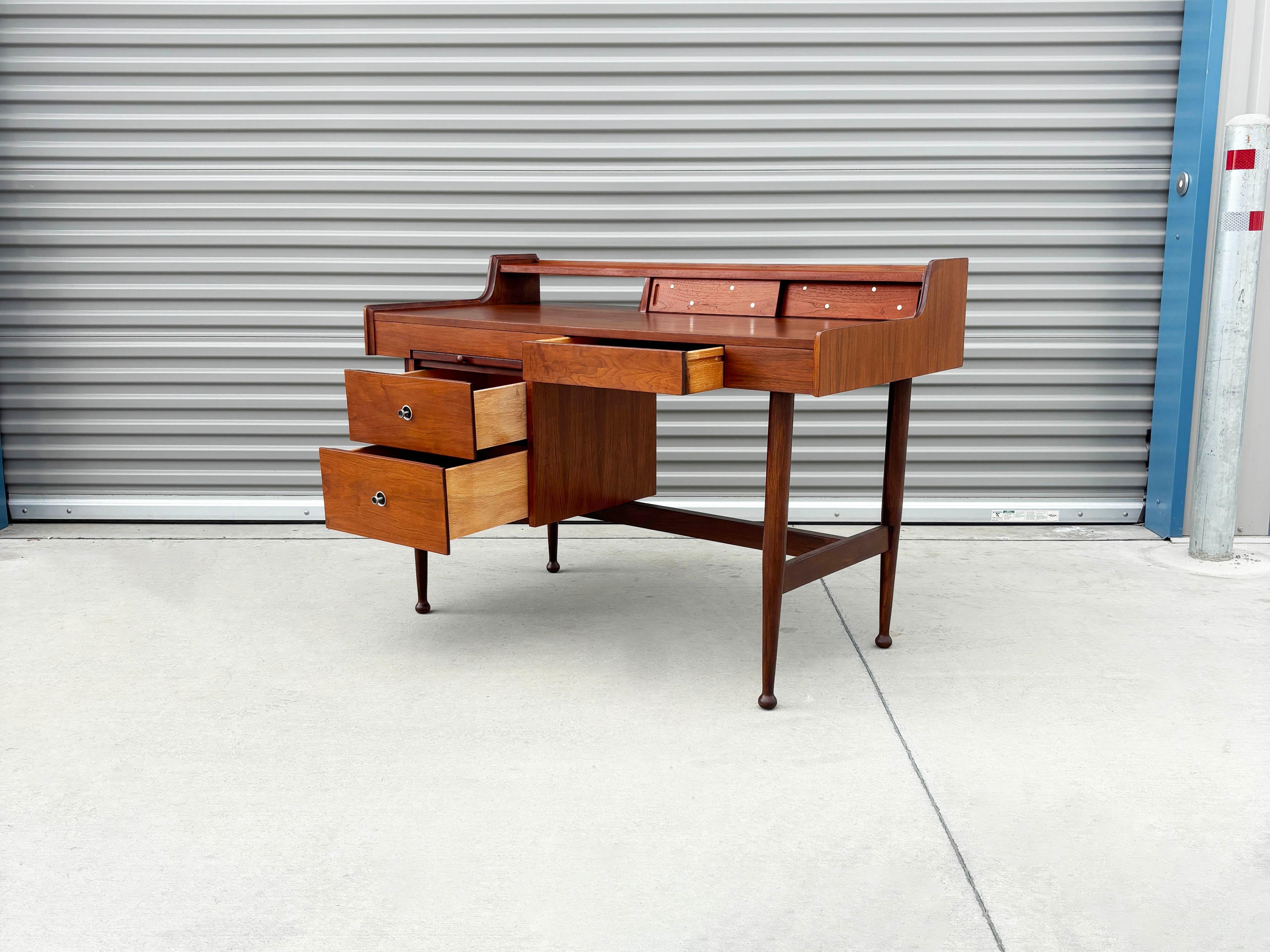 1960s Mid Century Walnut Writing Desk by Hooker (Refinished) 2