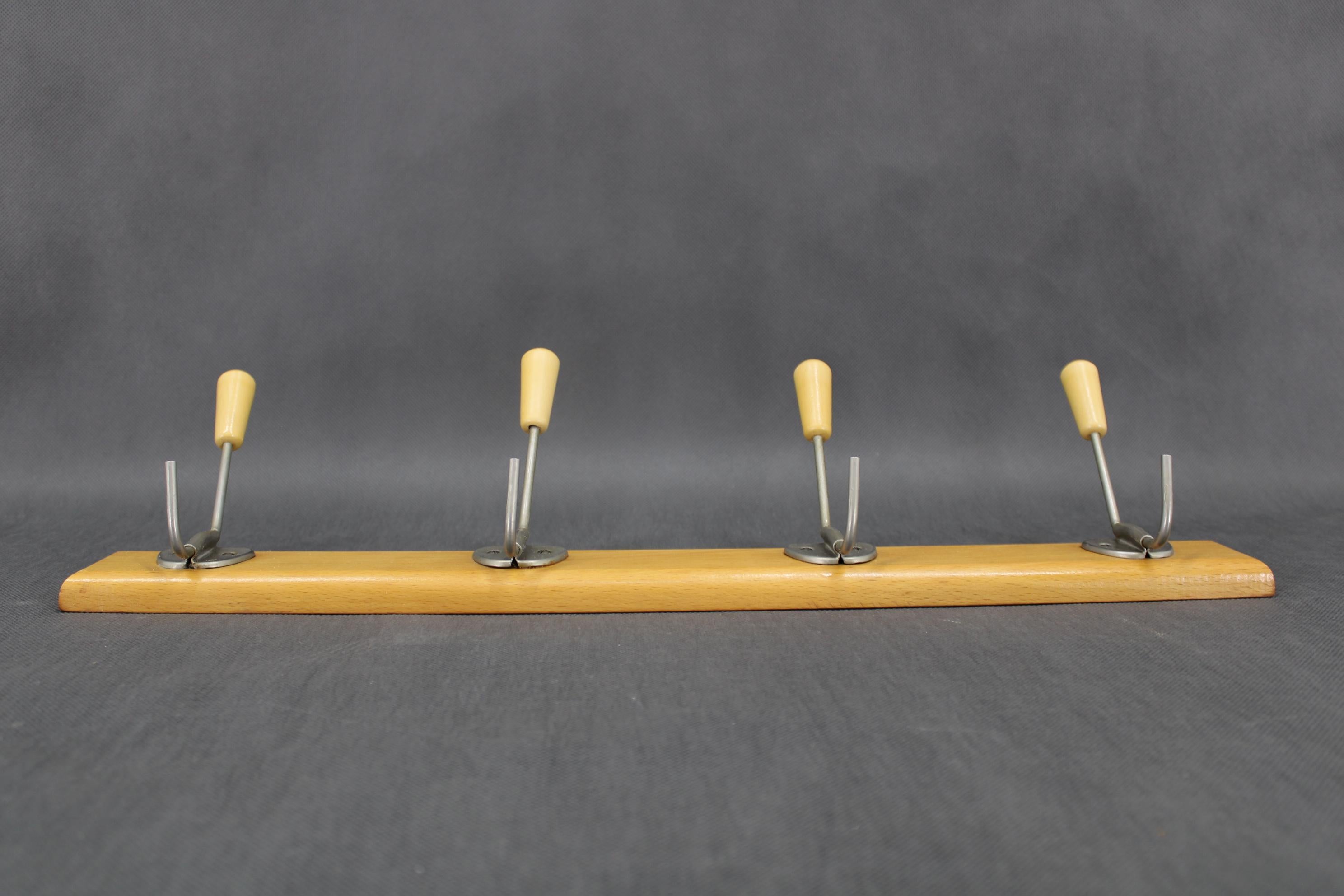 1960s Mid-century Wooden Wall Hanger, Czechoslovakia For Sale 1
