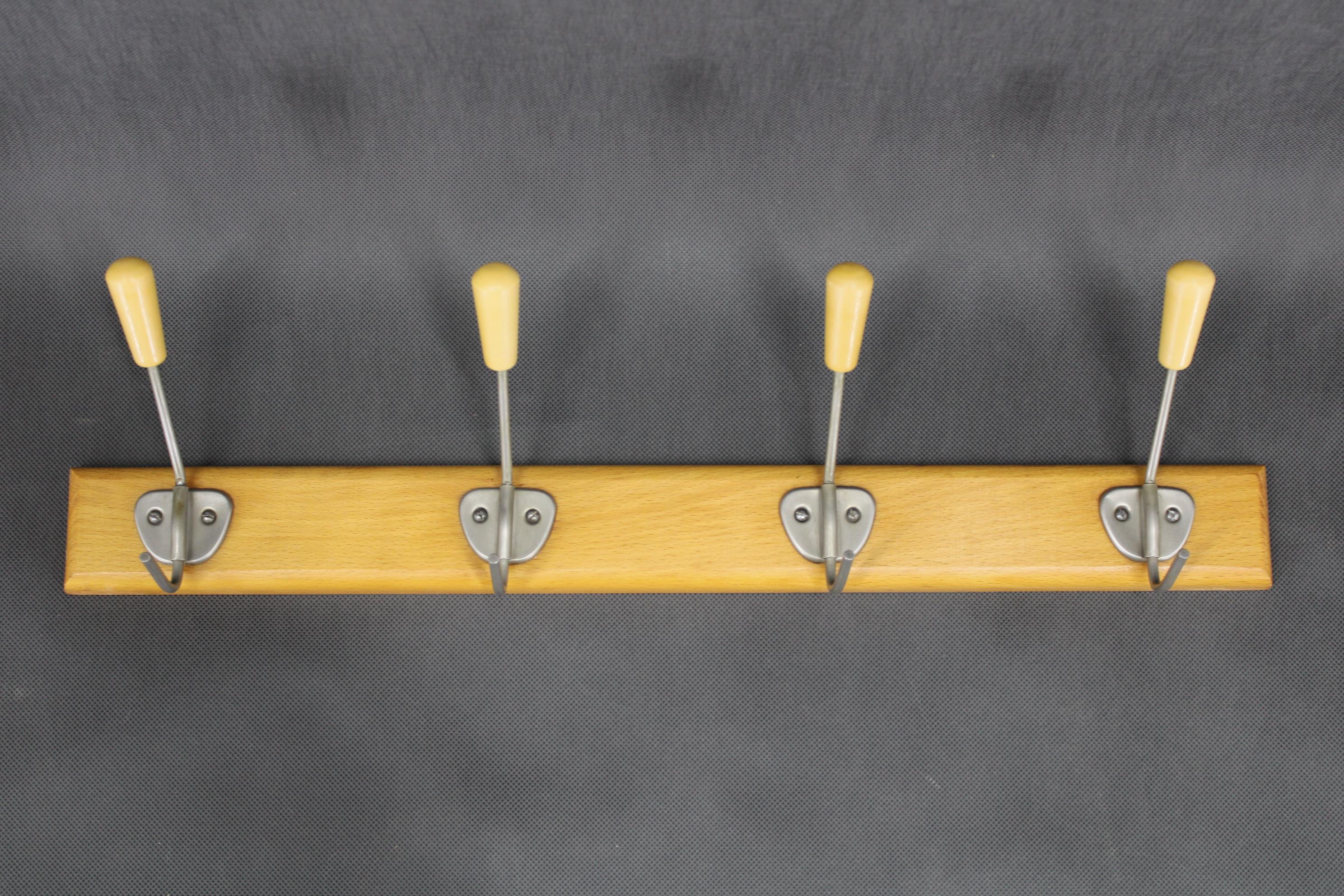 1960s Mid-century Wooden Wall Hanger, Czechoslovakia For Sale 3