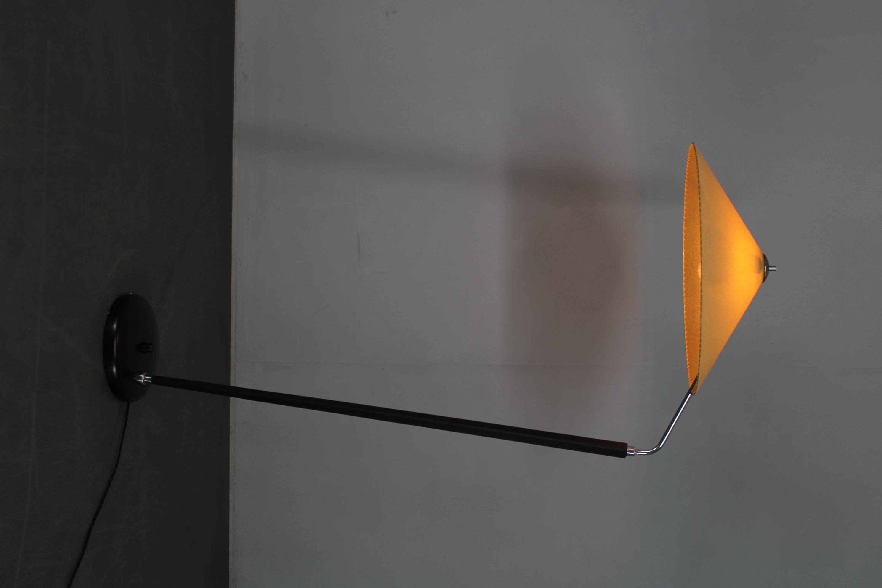 Lampada da terra del Medioevo del 1960 