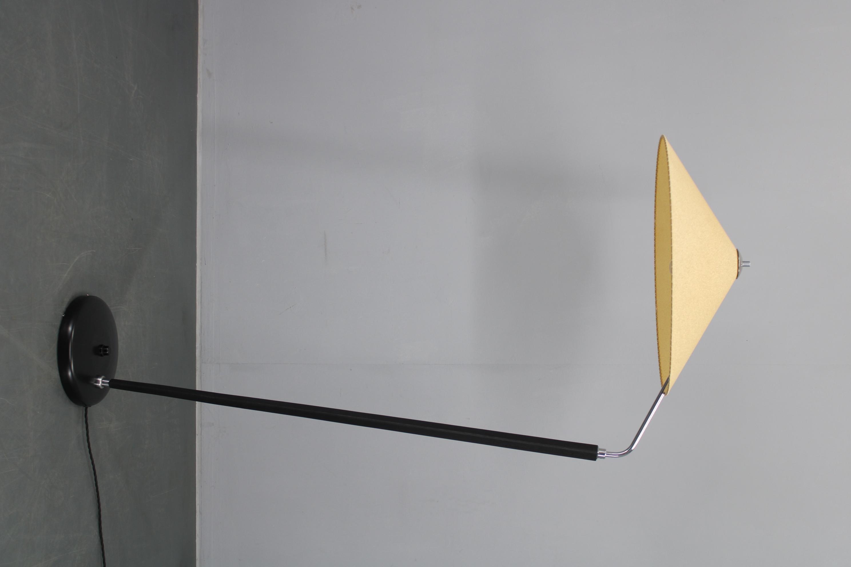 Mid-Century moderno Lampada da terra del Medioevo del 1960 