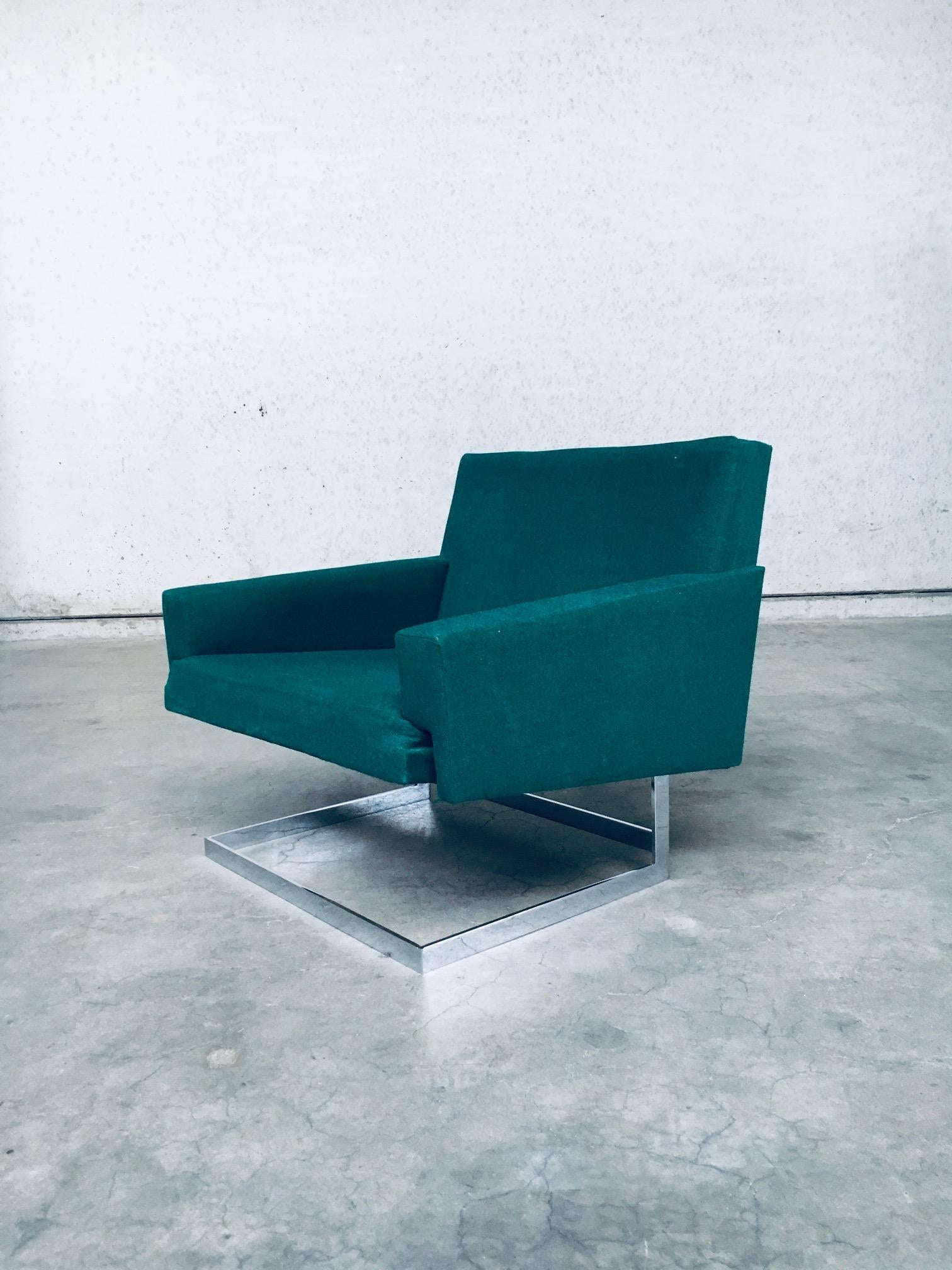 Mid-Century Modern 1960's Midcentury Modern Belgian Design Floating Lounge Chair For Sale