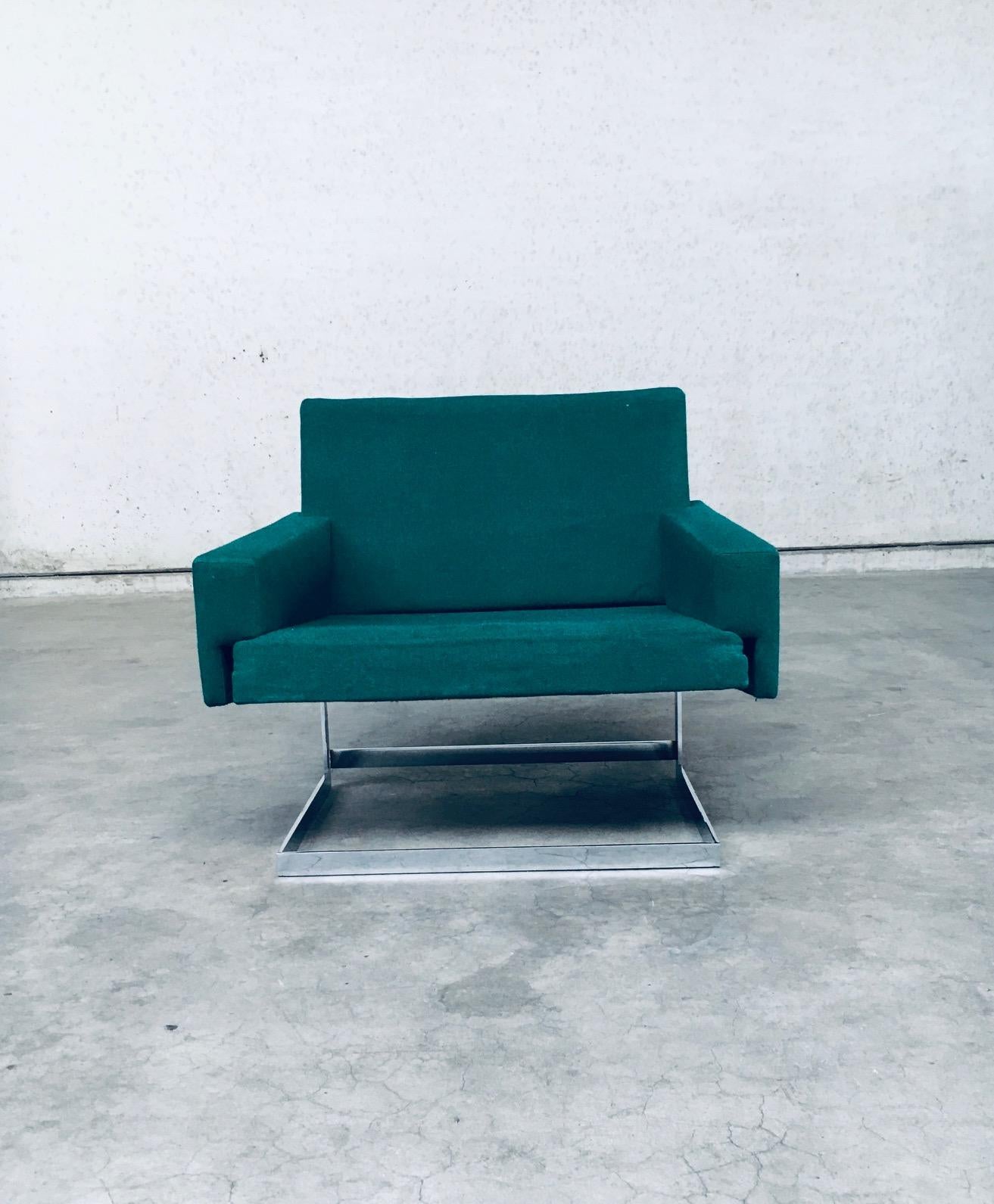 1960's Midcentury Modern Belgian Design Floating Lounge Chair im Angebot 2