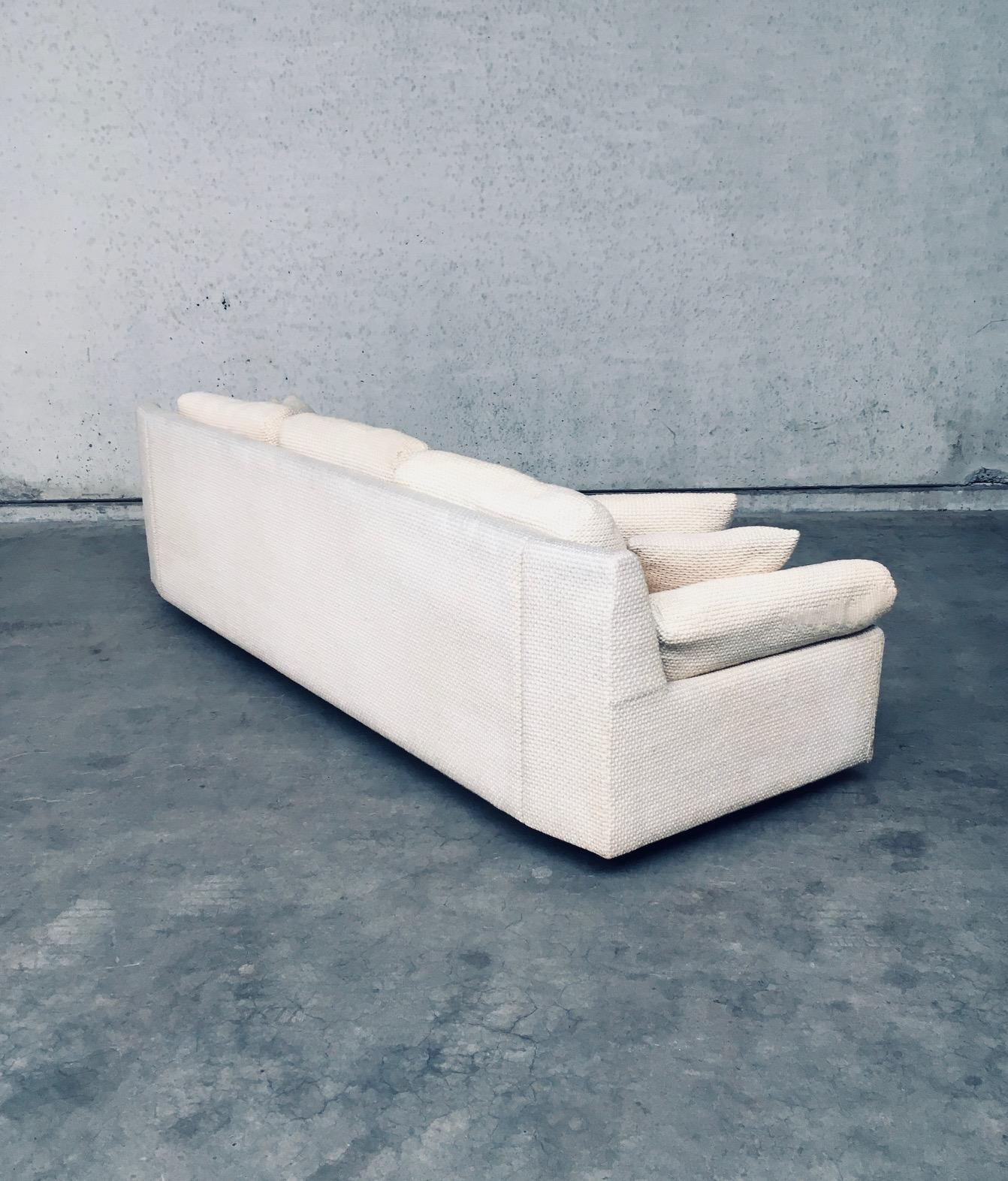 Milieu du XXe siècle Canapé 3 places en laine, design Modernity du milieu du siècle dernier, 1960 en vente