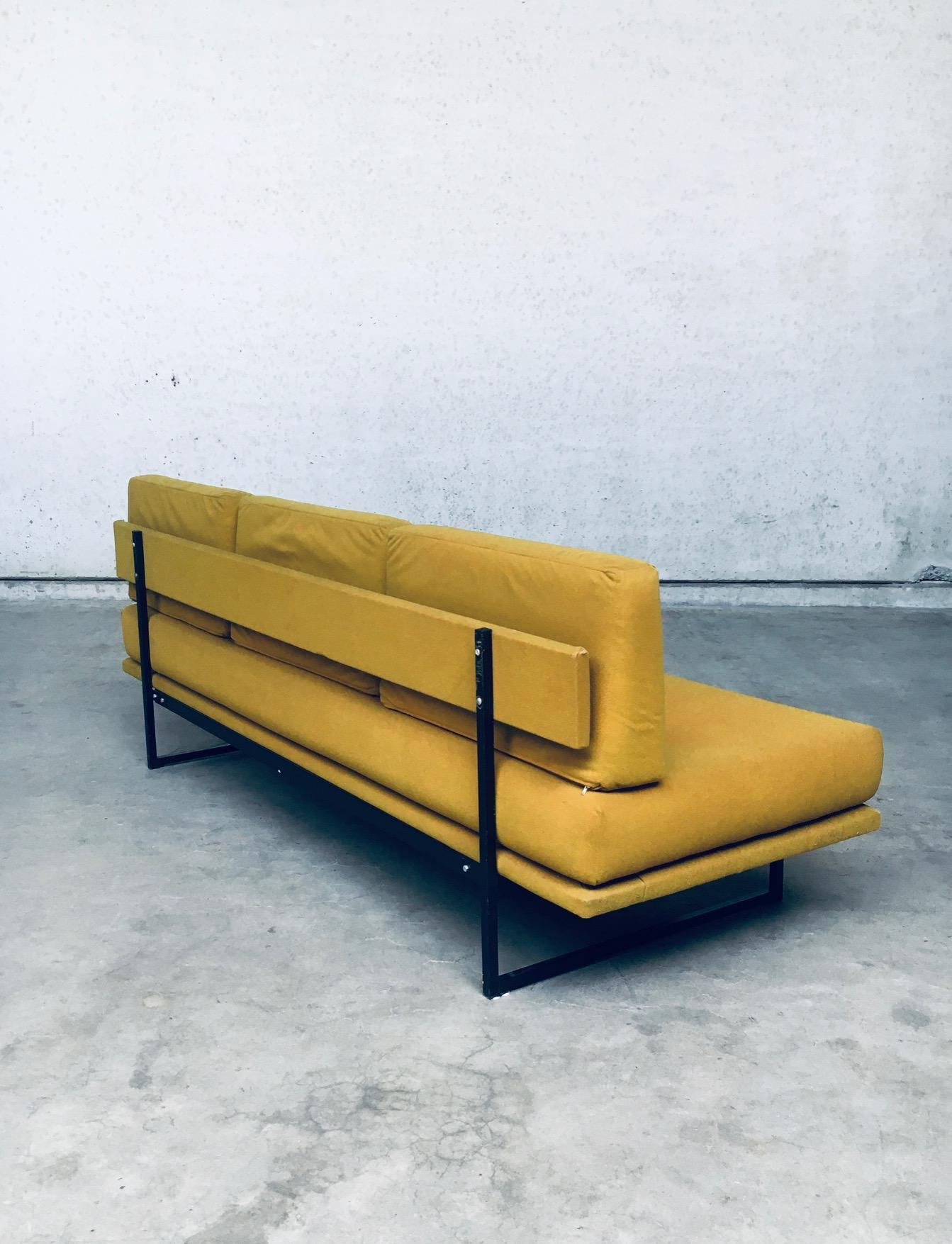 Metal 1960's Midcentury Modern Dutch Design 3 Seat Sofa Bench For Sale