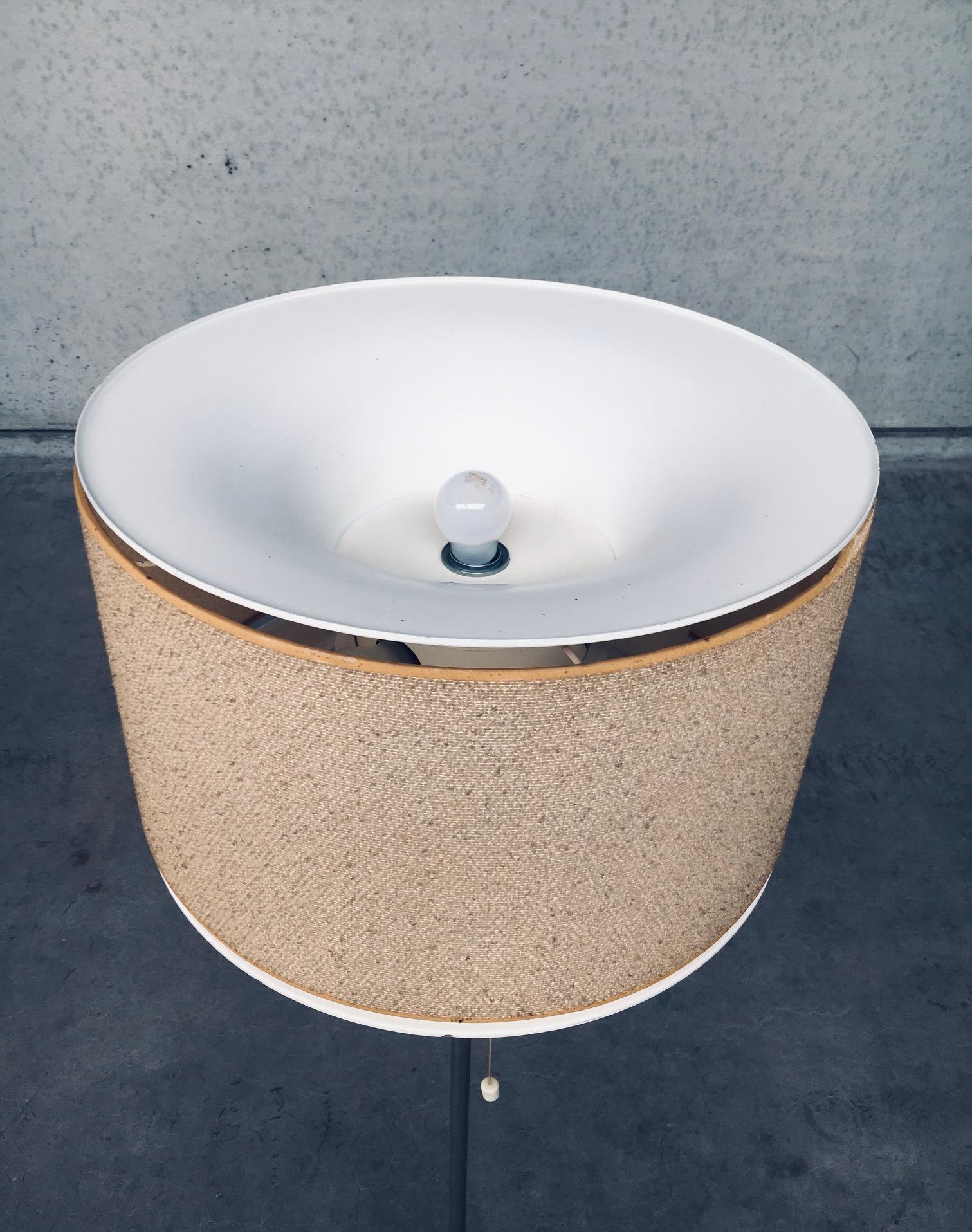 Lampada da terra di design olandese del Midcentury Modern del 1960 in vendita 13