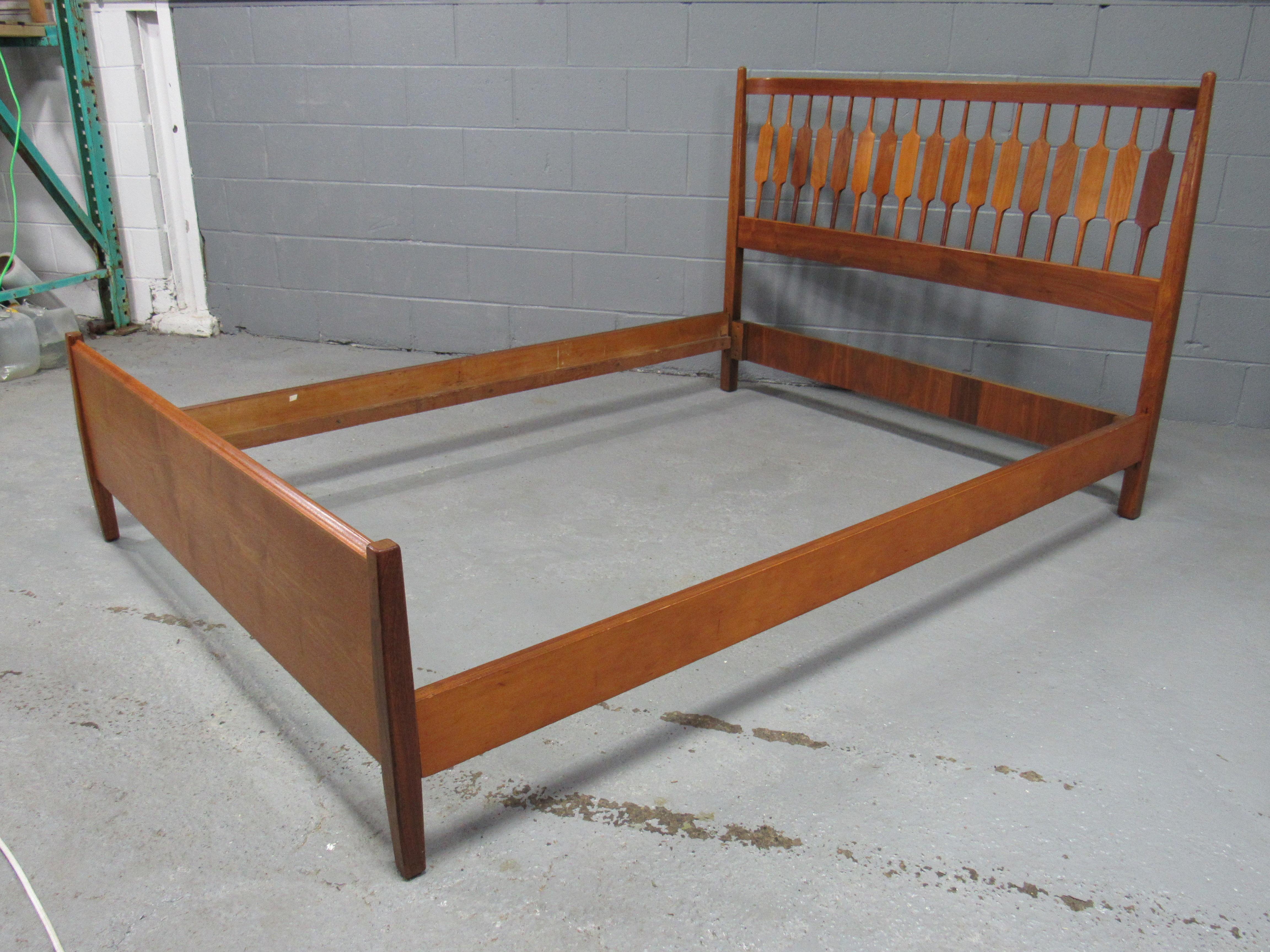 Mid-20th Century 1960s Mid-Century Modern Solid Walnut Full Double Bed by Kipp Stewart for Drexel