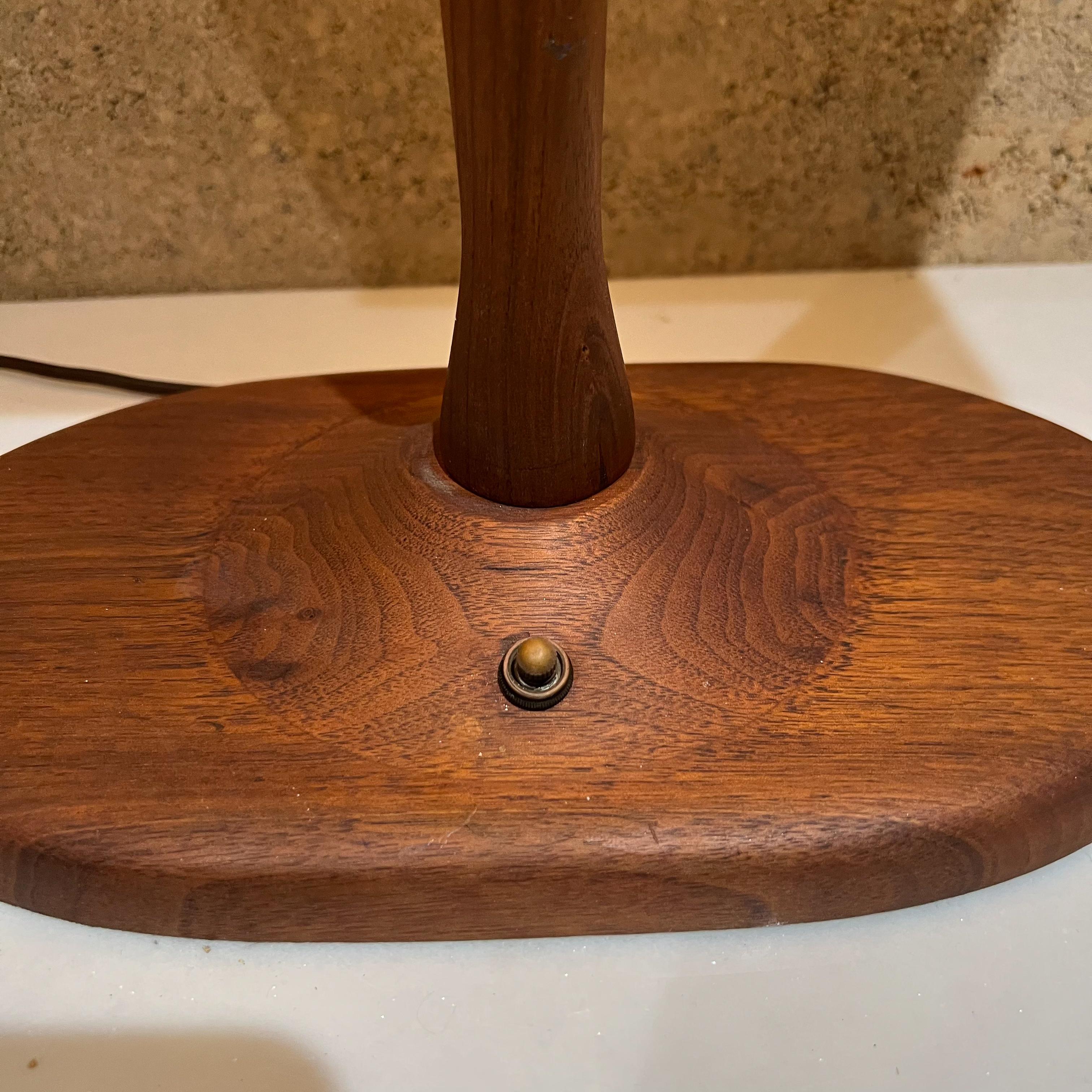 1960s Midcentury Modern Warm Walnut Wood Desk Lamp Organic Beauty For Sale 4