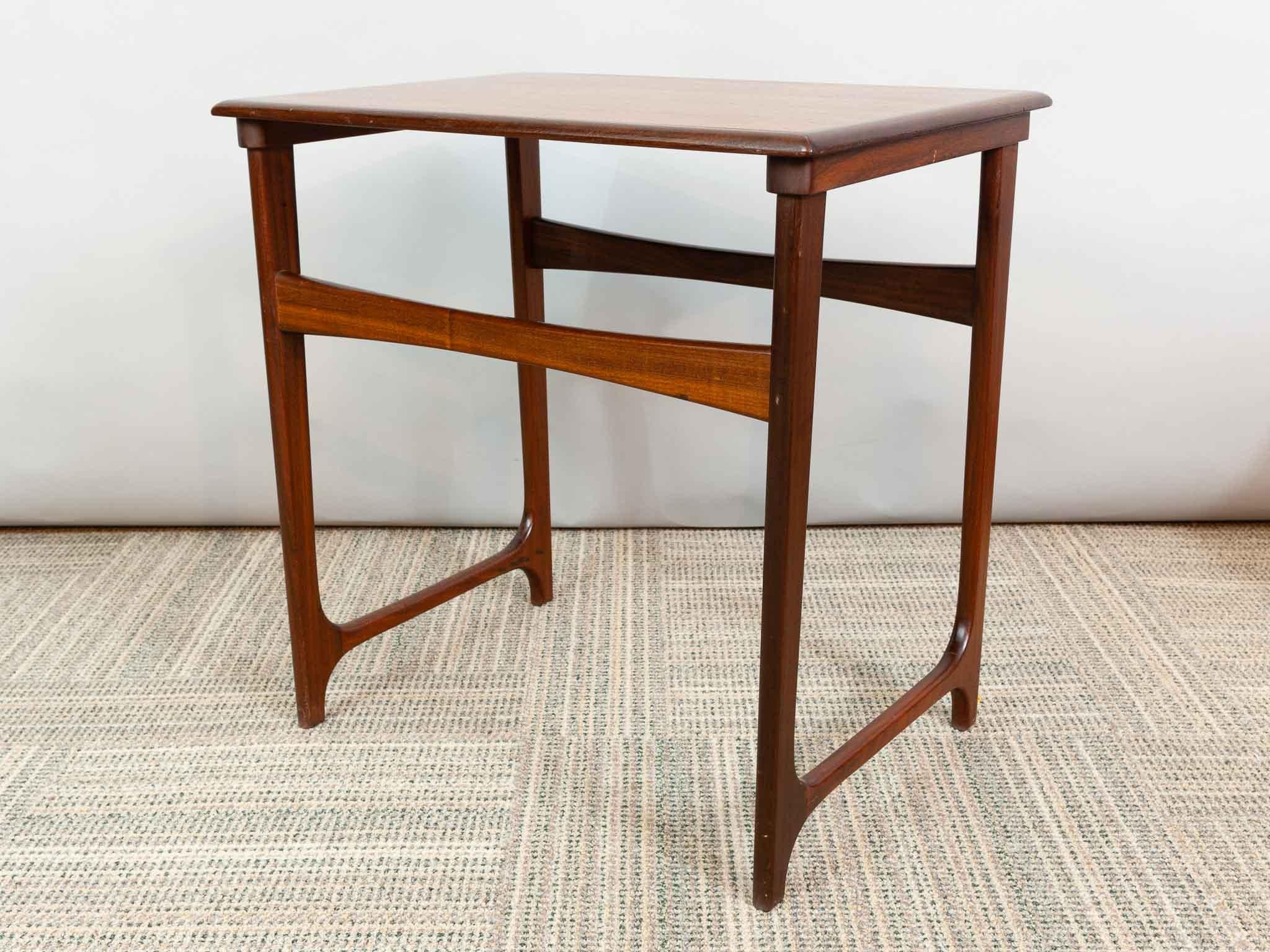 1960s Midcentury Scandinavian Danish B.C. Mobler Teak Set of 3 Nesting Tables 7