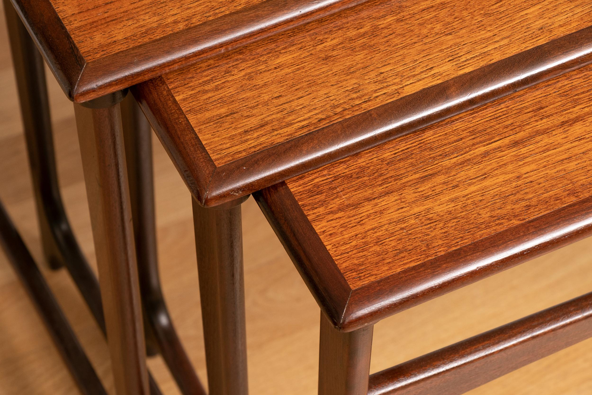 1960s Midcentury Scandinavian Danish B.C. Mobler Teak Set of 3 Nesting Tables 10