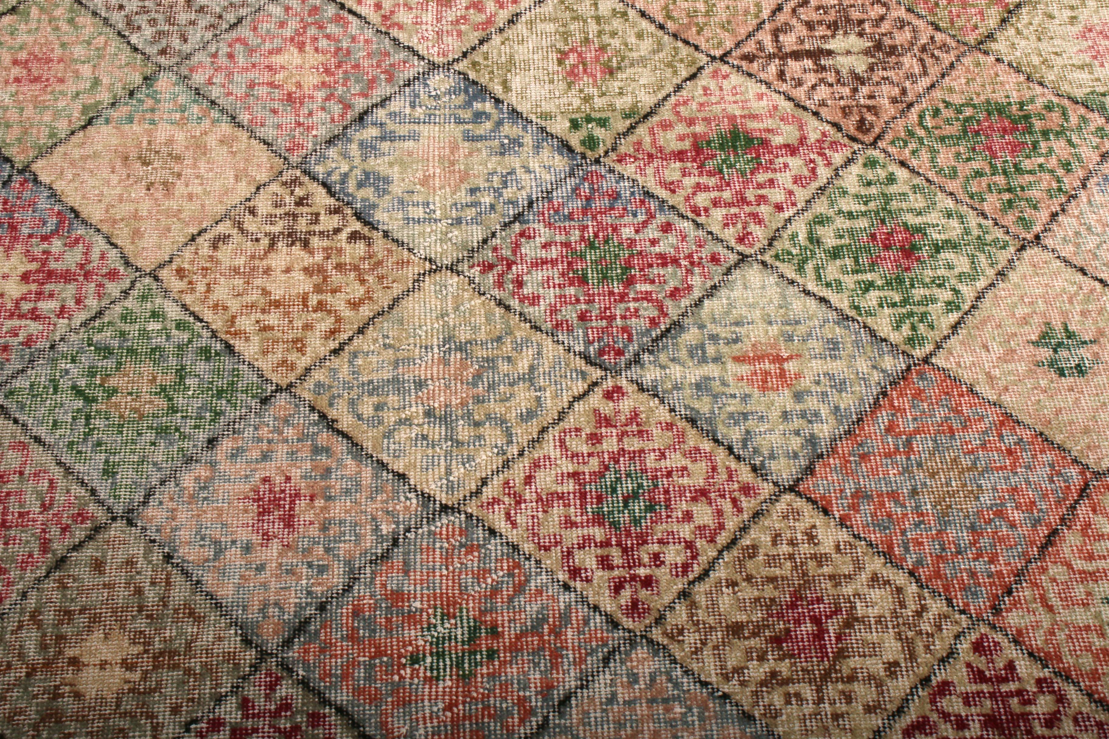Mehrfarbiger Art-déco-Teppich aus Wolle im Used-Look von Teppich & Kelim, Mid-century, 1960er Jahre (Türkisch) im Angebot
