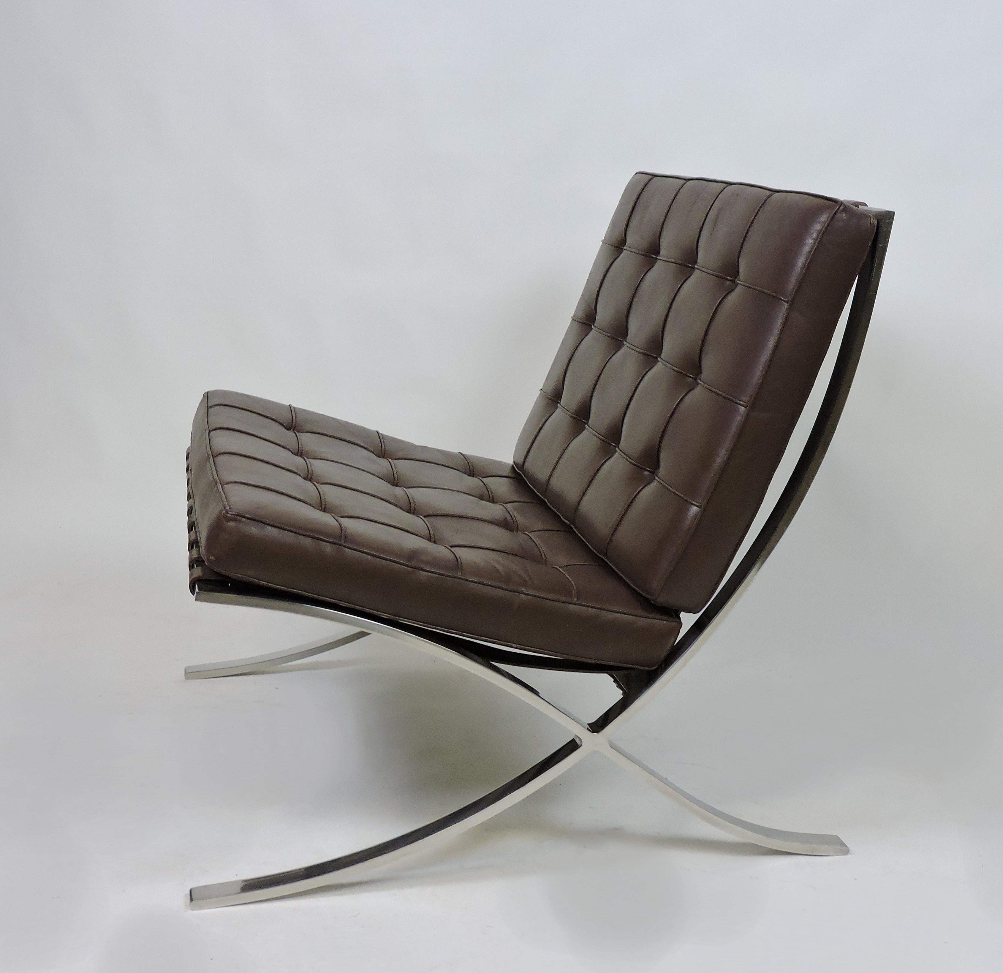 1960s Mies van der Rohe Knoll Bacelona Stainless Steel and Leather Chair  8