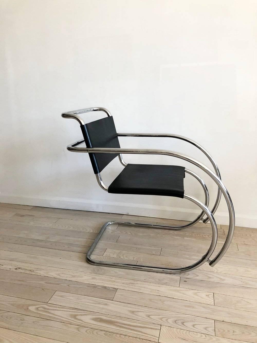 1960s Mies van der Rohe MR Chairs by Standing Black Leather and Chrome Armchair 1