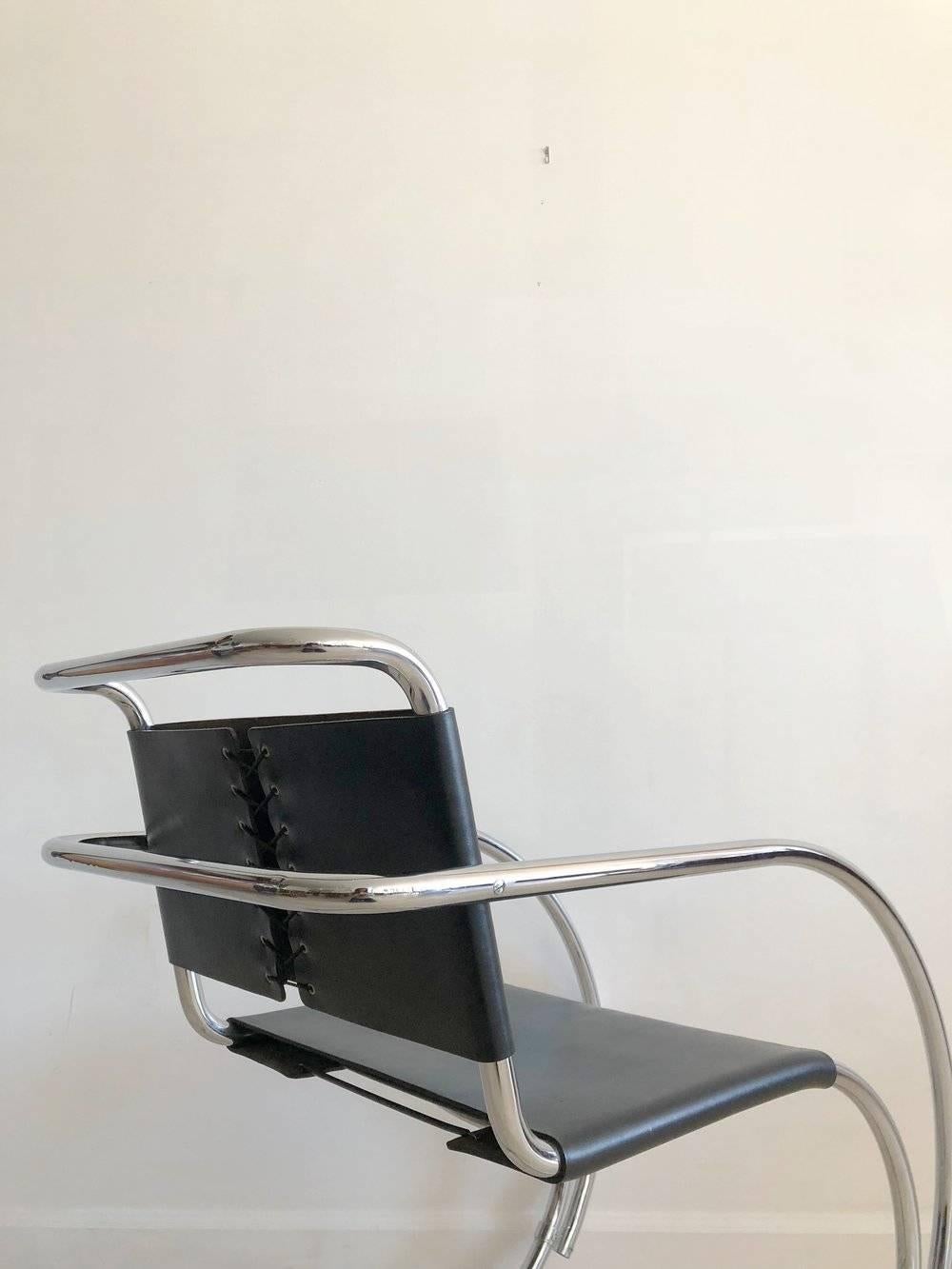 1960s Mies van der Rohe MR Chairs by Standing Black Leather and Chrome Armchair 2