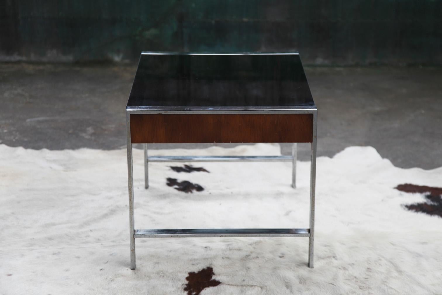 American 1960s Milo Baughman Attributed Smoked Glass and Chrome End Table For Sale