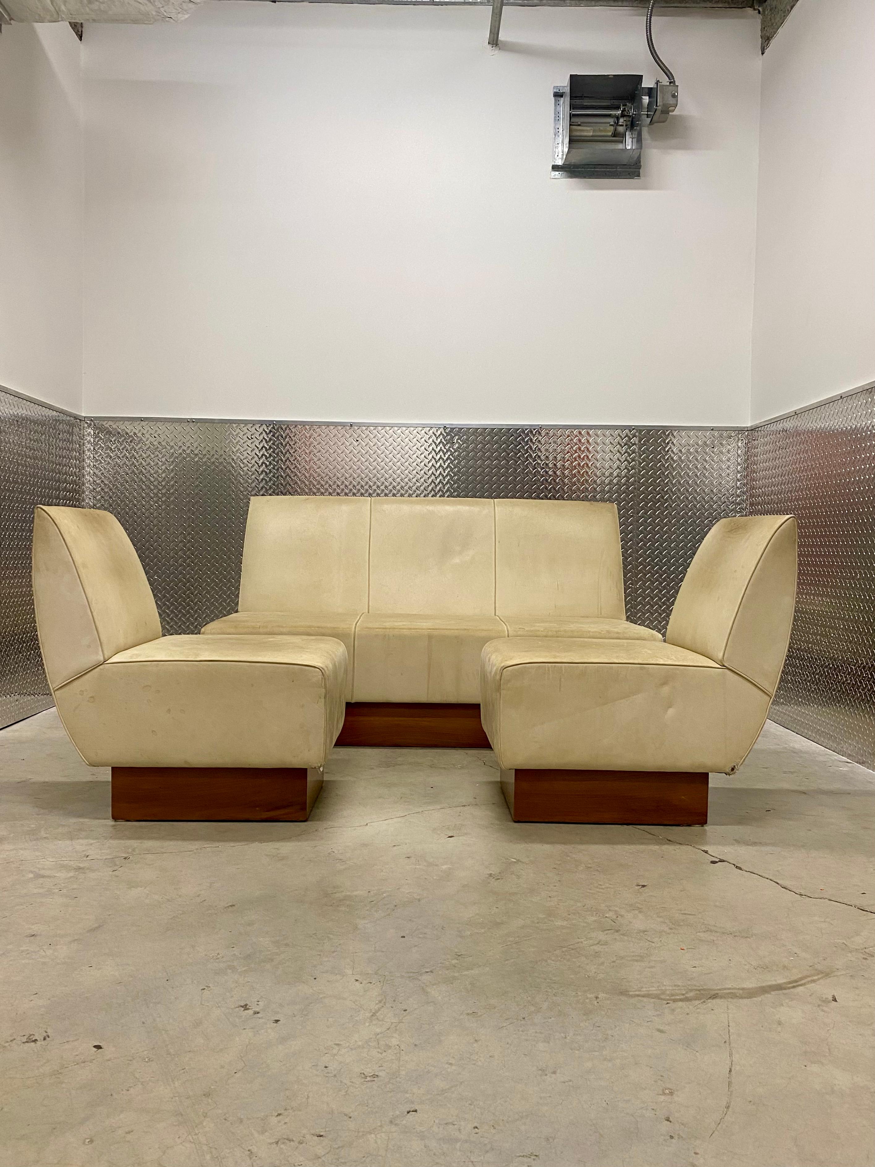 American 1960s Milo Baughman Leather Plinth Floating Sofa and Chairs, Set of 3 For Sale