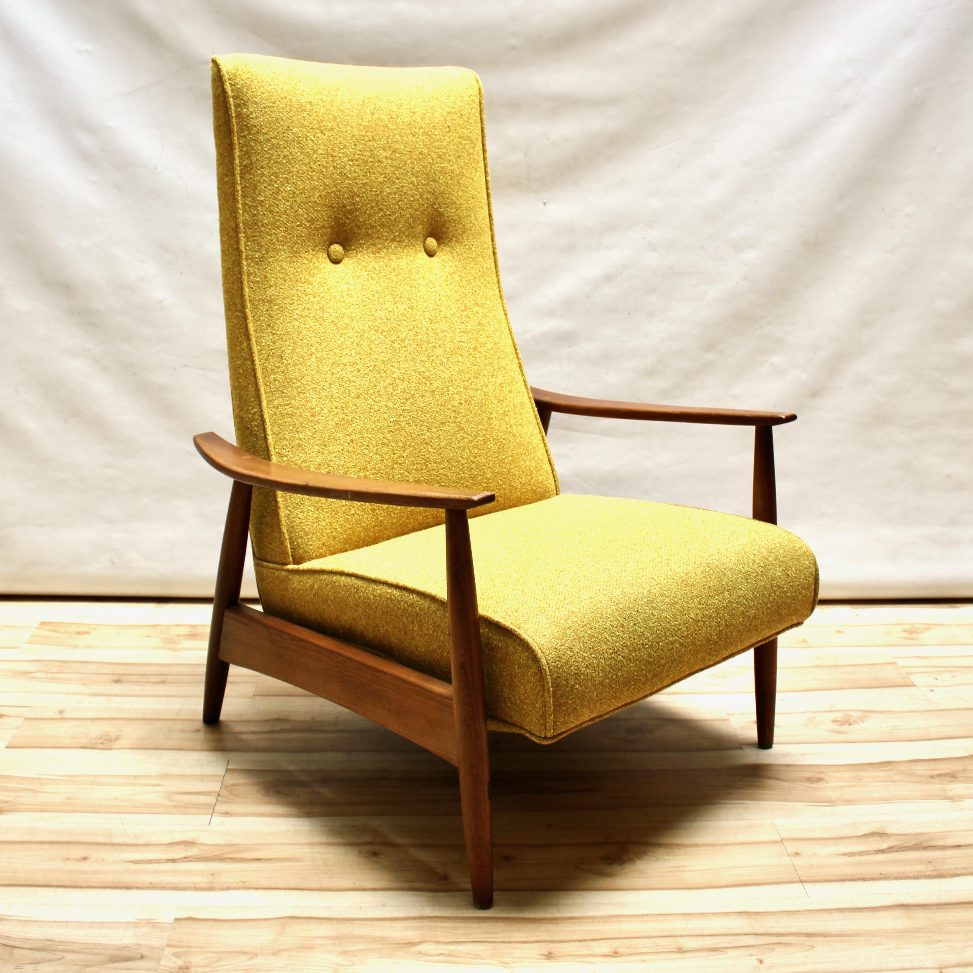 Mid-Century Modern 1960s Milo Baughman Model 74 Reclining Lounge Chair