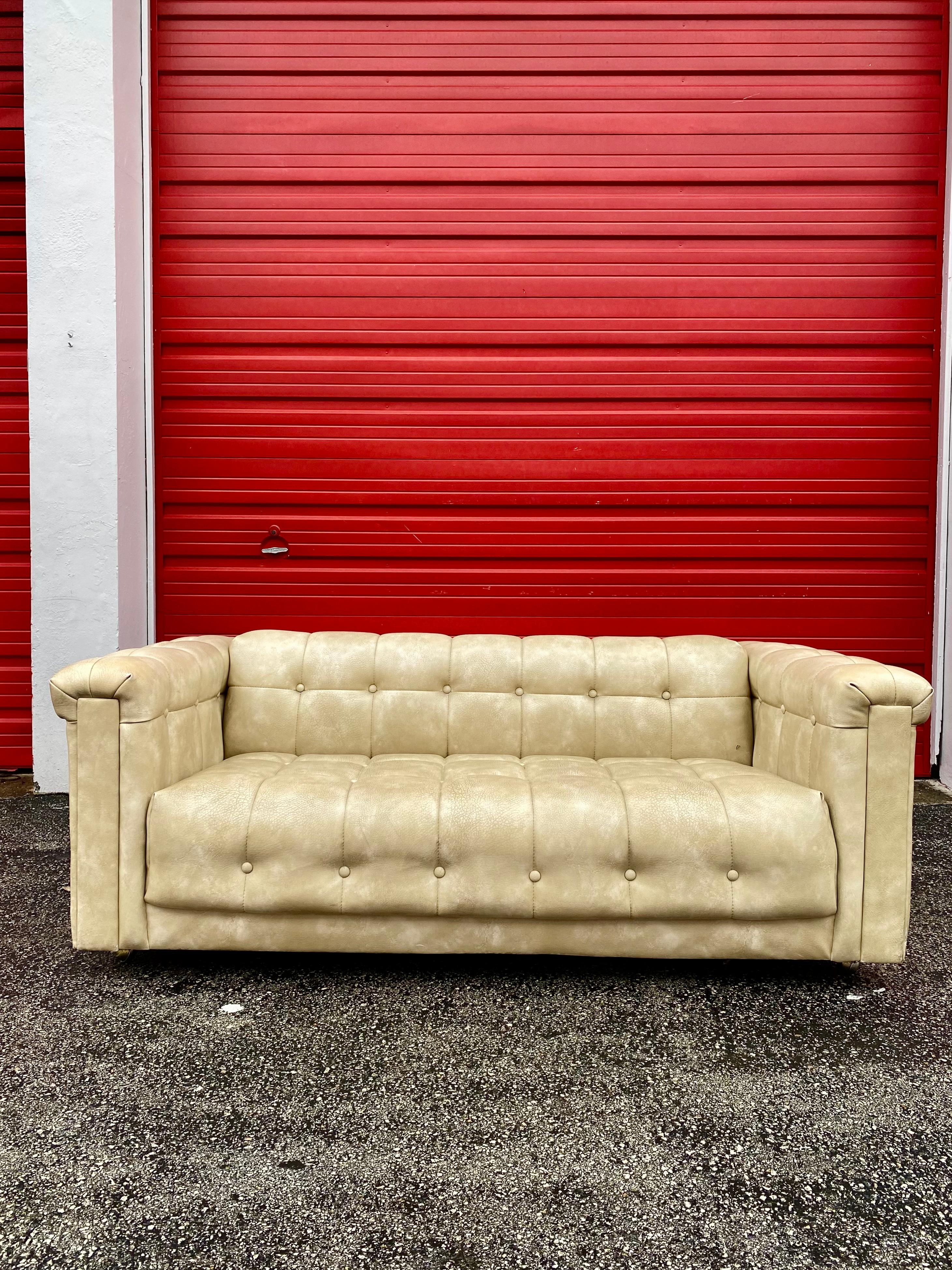 Mid-Century Modern 1960s Milo Baughman Style Button-Tufted Biscuit Distressed Sofa For Sale