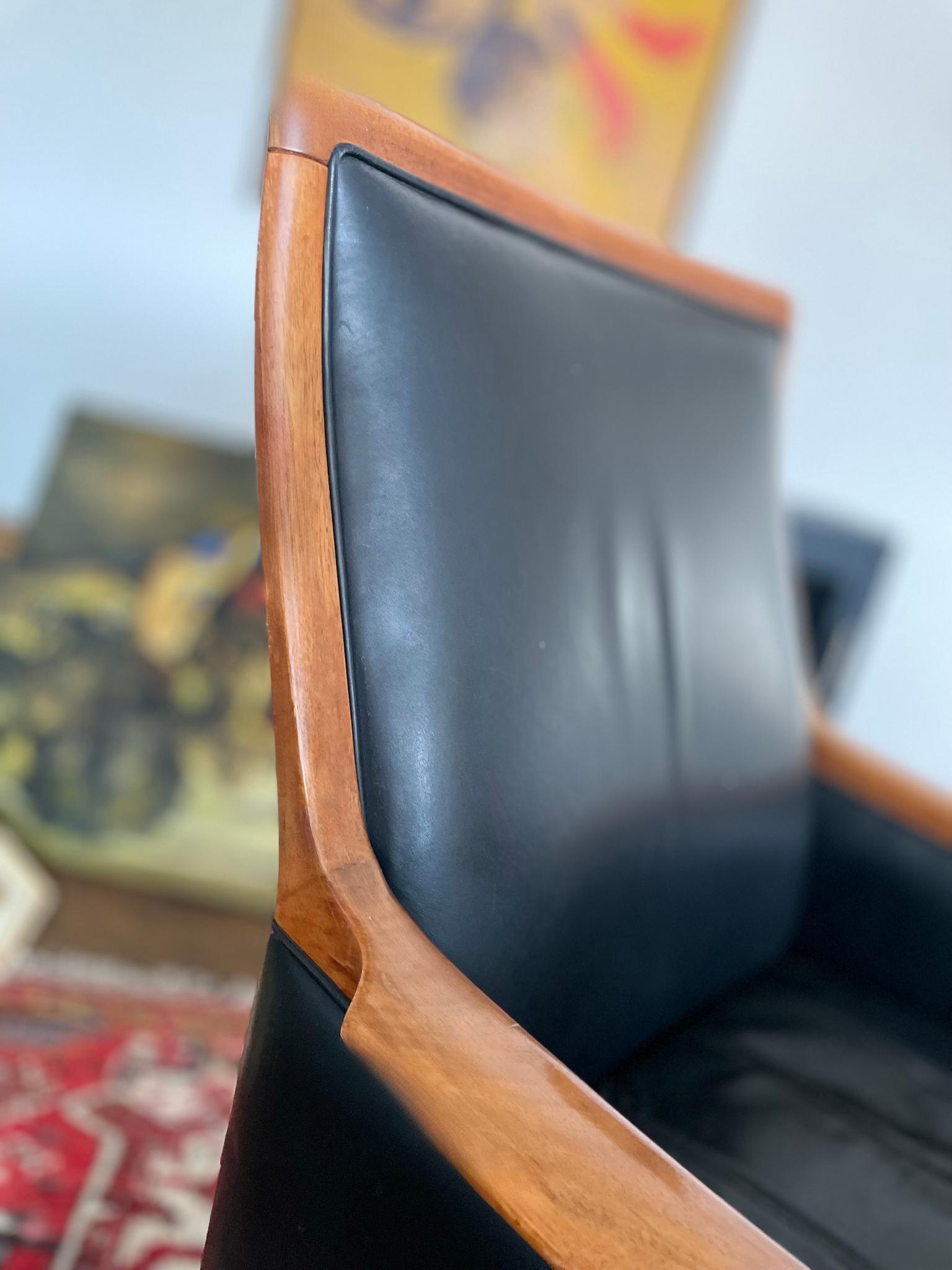 1960s Minerva Executive Chair in Leather & Rosewood by Torbjorn Afdal im Angebot 8