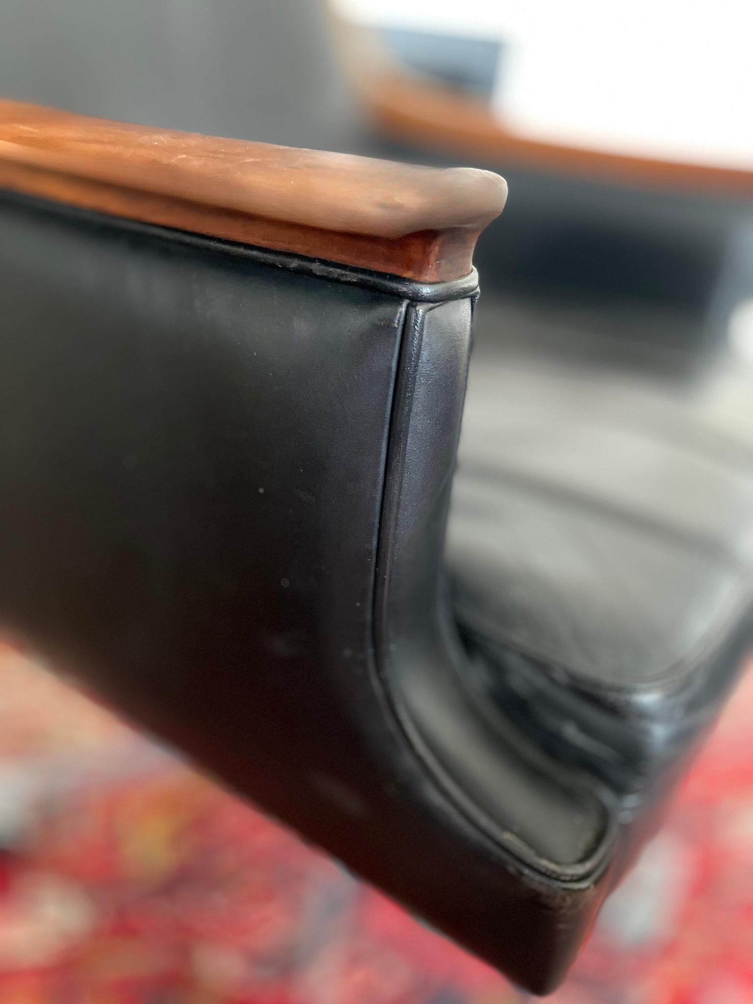 1960s Minerva Executive Chair in Leather & Rosewood by Torbjorn Afdal (Mitte des 20. Jahrhunderts) im Angebot