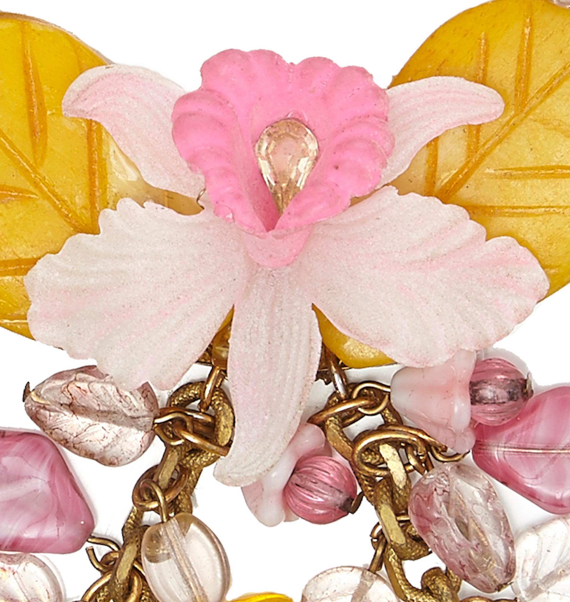 Women's 1960s Miriam Haskell Yellow and Pink Glass Orchid Necklace For Sale