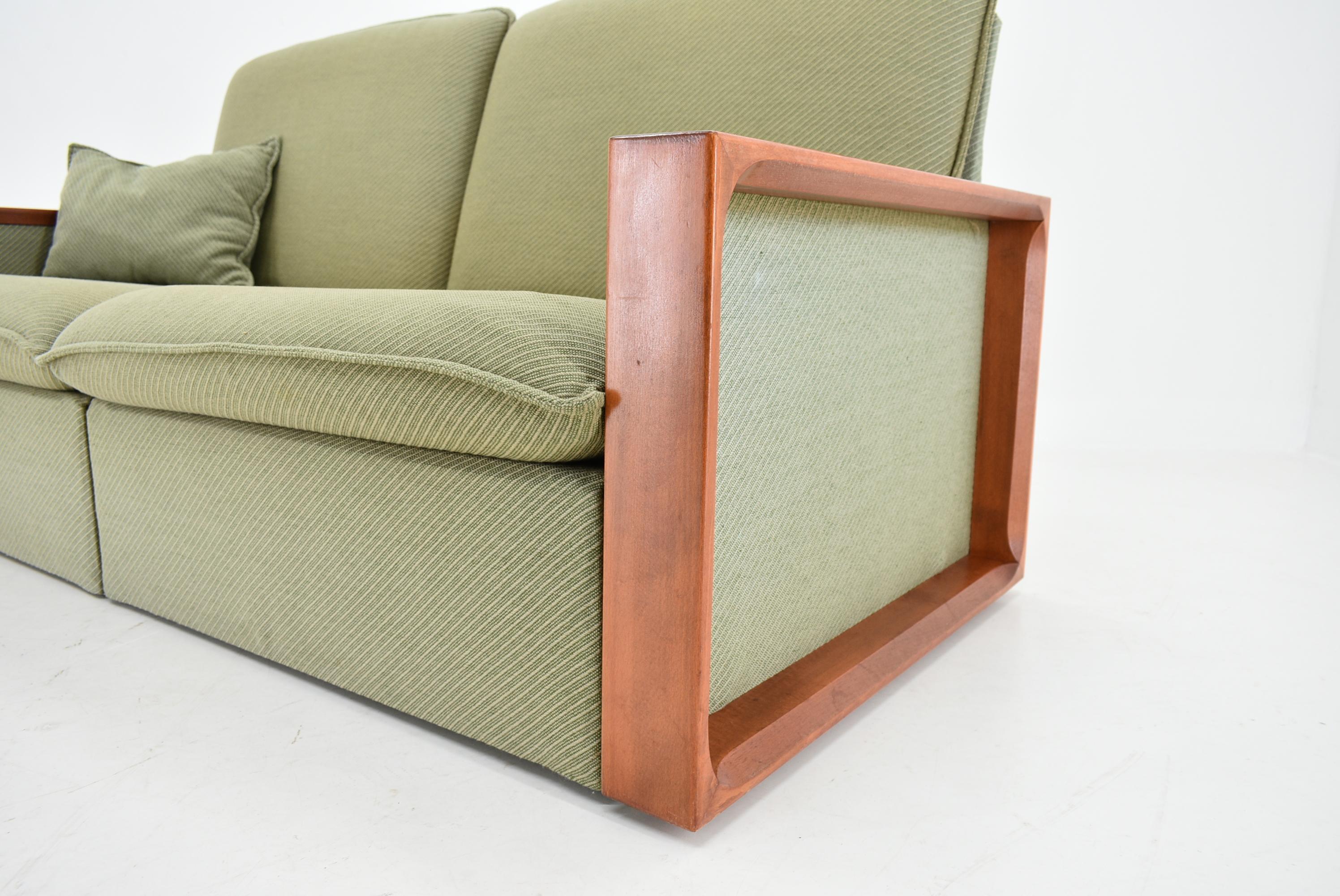 Fabric 1960s, Miroslav Navratil Convertible Sofa, Czechoslovakia For Sale