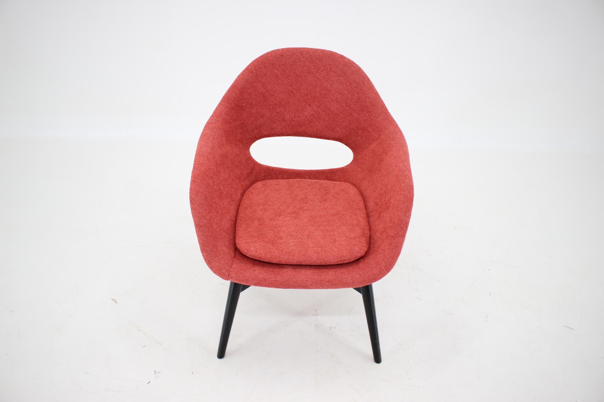 Fabric 1960s Miroslav Navratil Fiberglass Shell Lounge Chair, Czechoslovakia For Sale